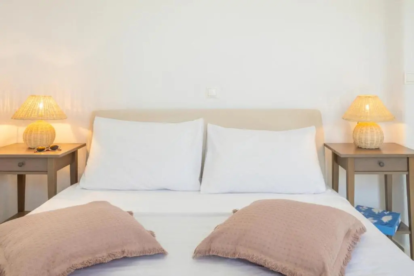 White Cliff 4 - Cycladic Home