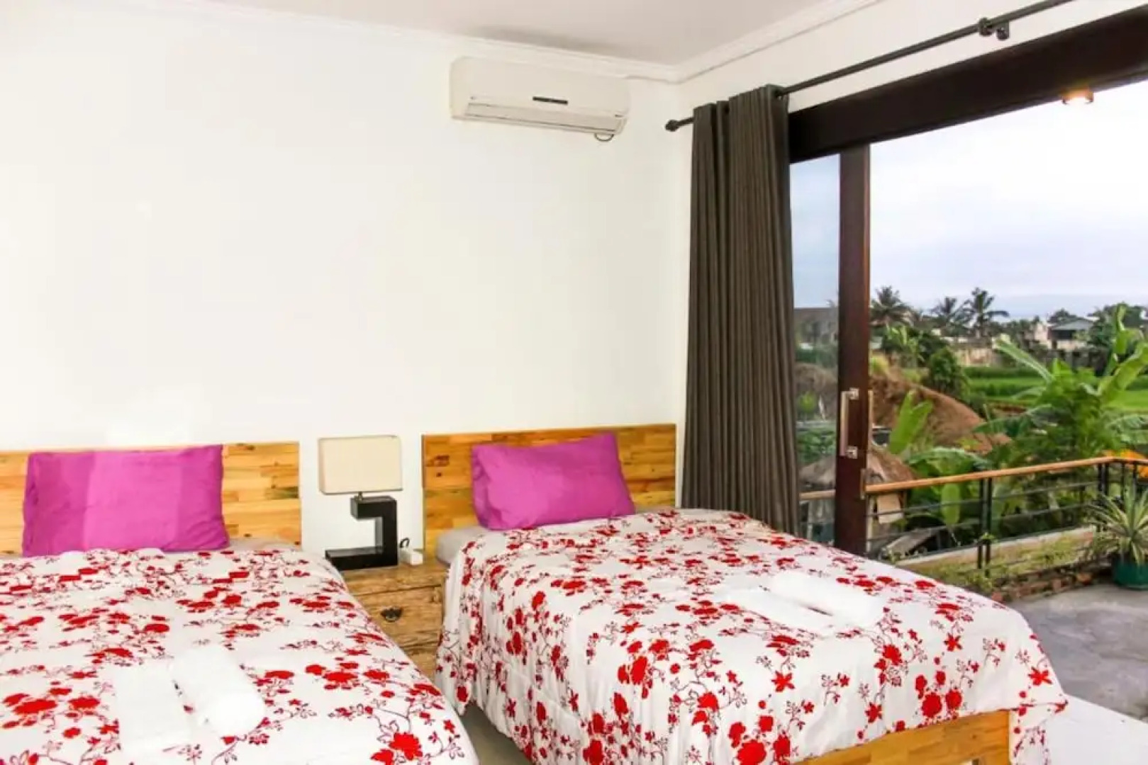 Temuku Keramas Beach Suite