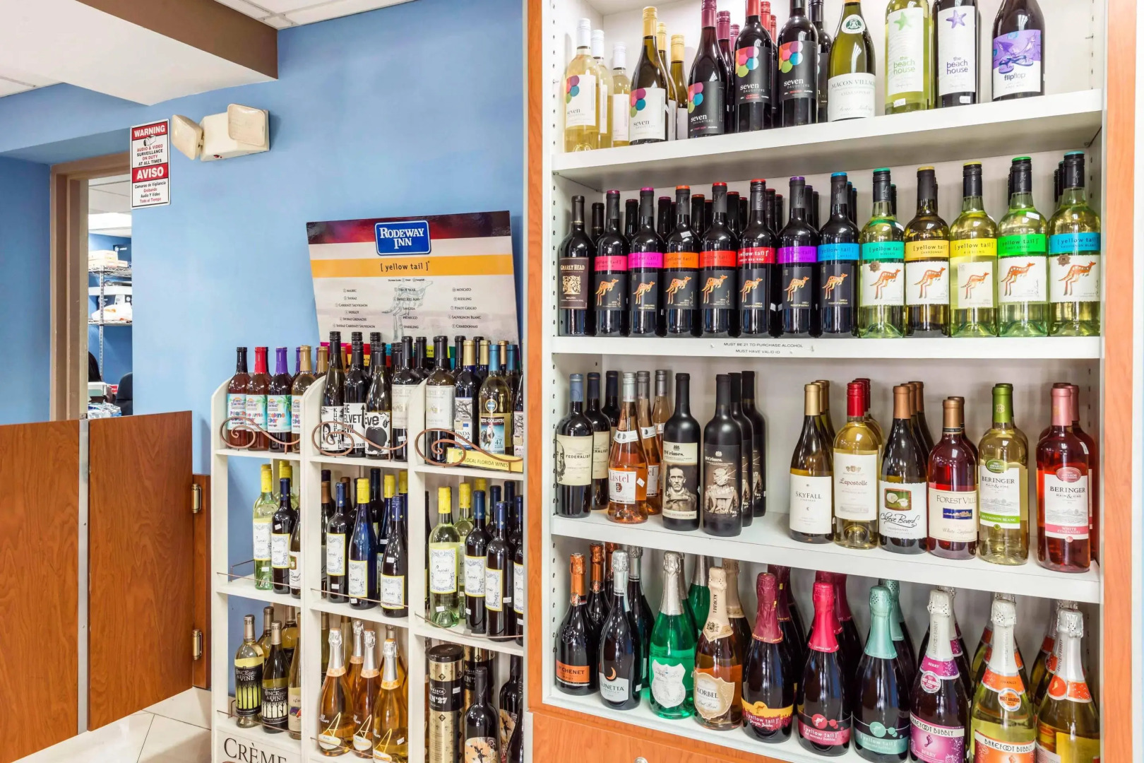 Rodeway Inn & Suites Fort Lauderdale Airport / Cruise Port