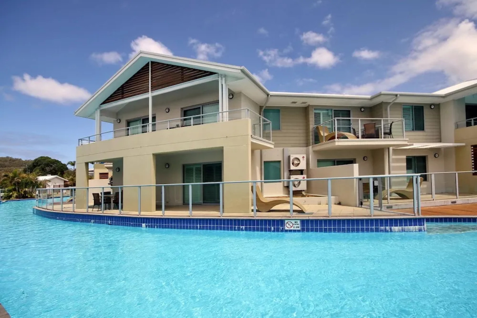 Pacific Blue Apartment 258, 265 Sandy Point Road