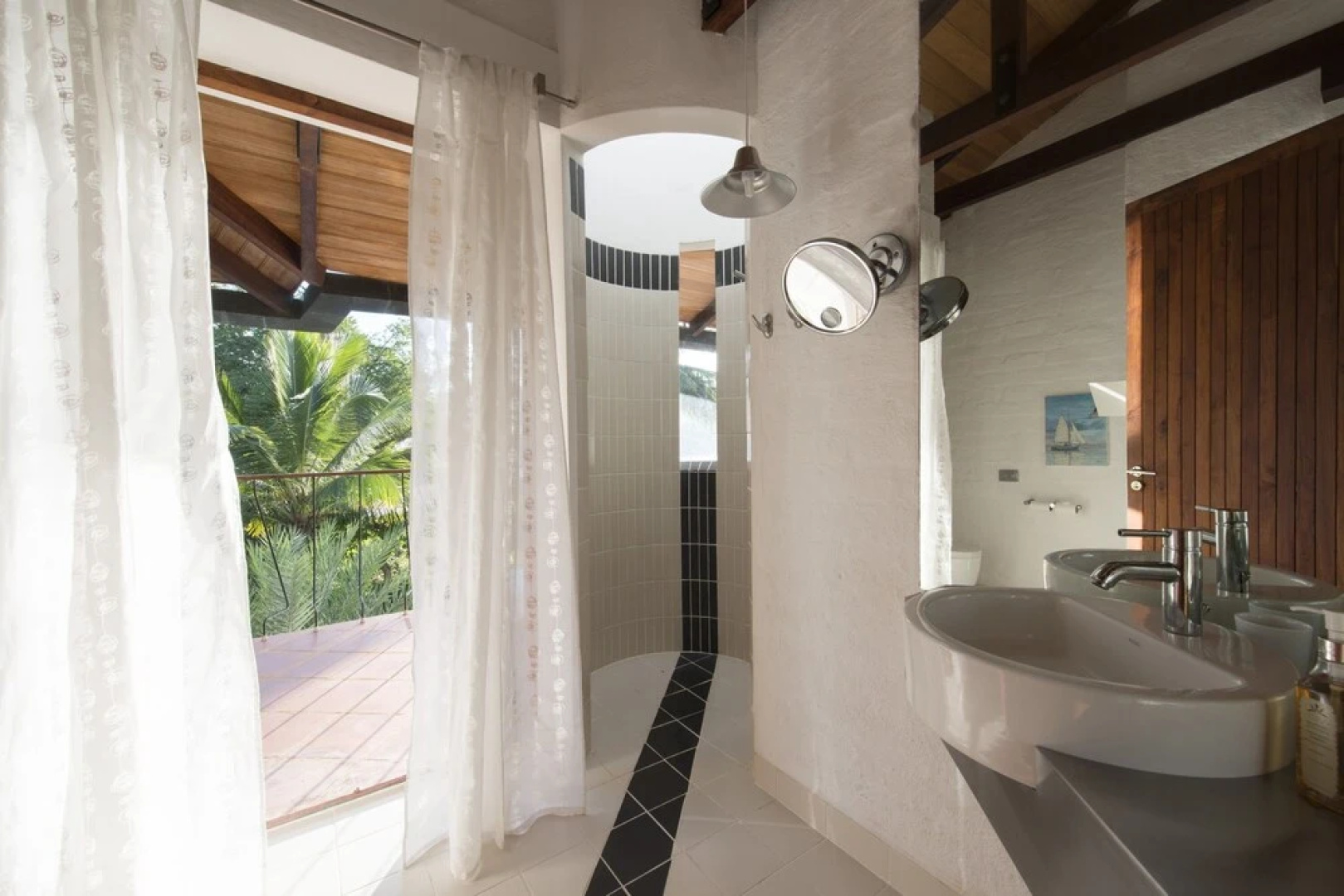 Bougainvillea Retreat