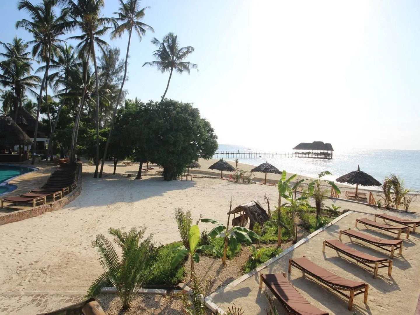 Paradise Beach Resort