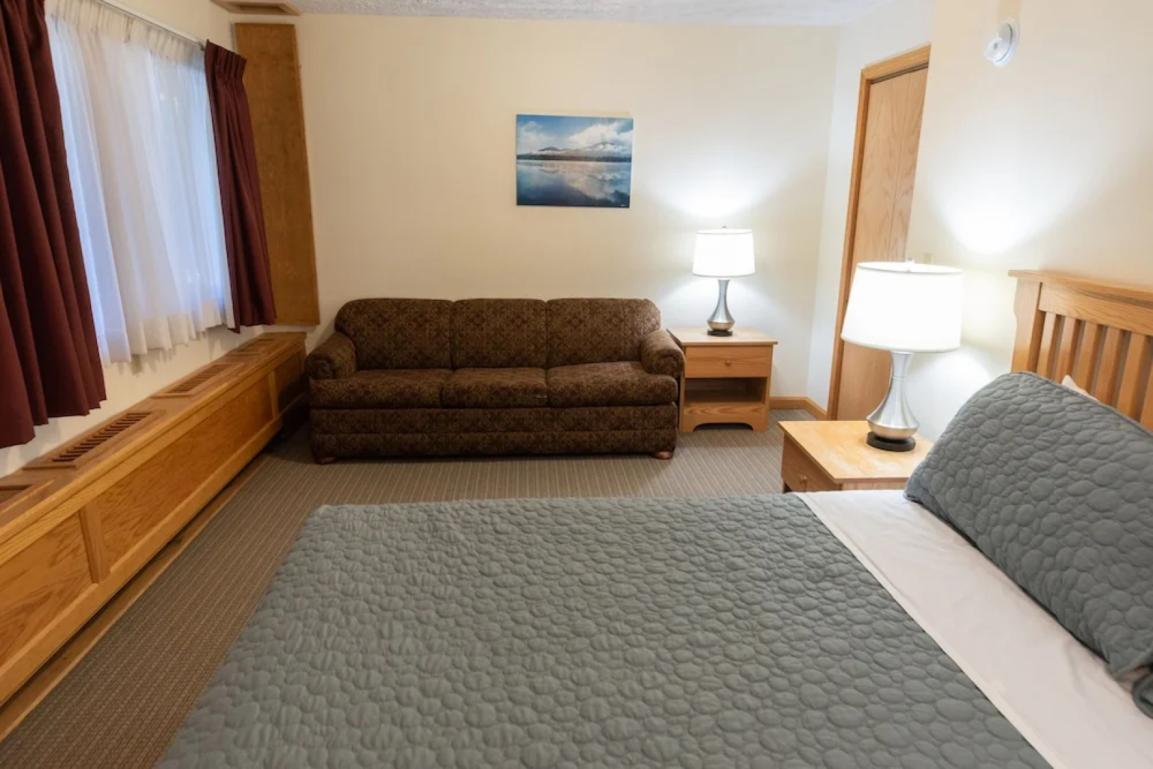 Sugarloaf Inn