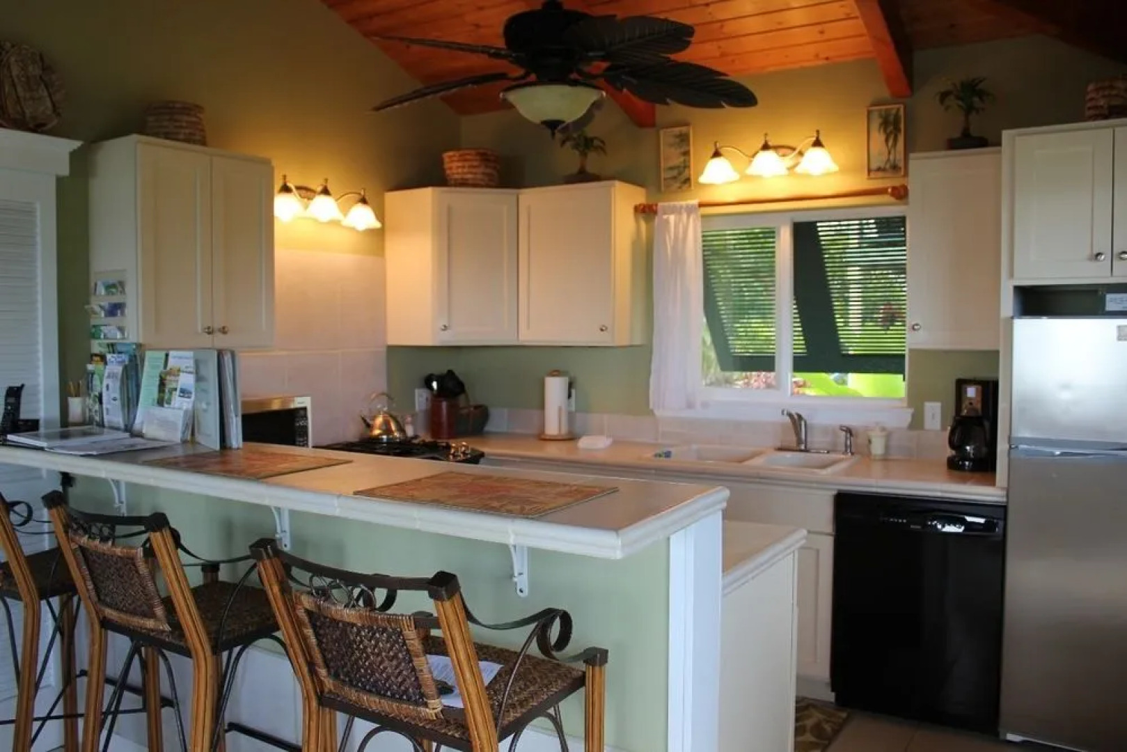 Hana Oceanfront Cottages