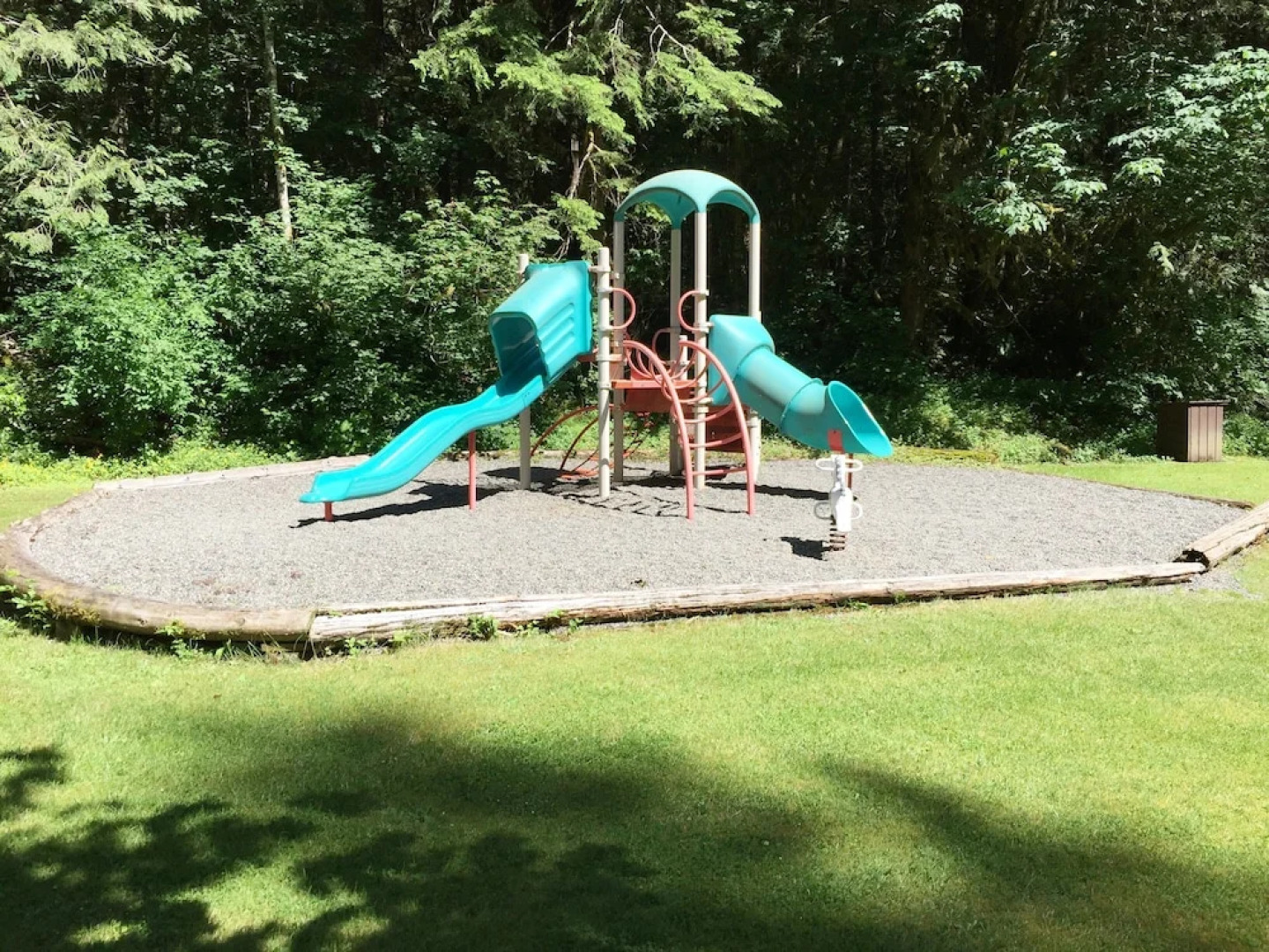 Snowater Condo #28 - Ground Floor - Sleeps 4