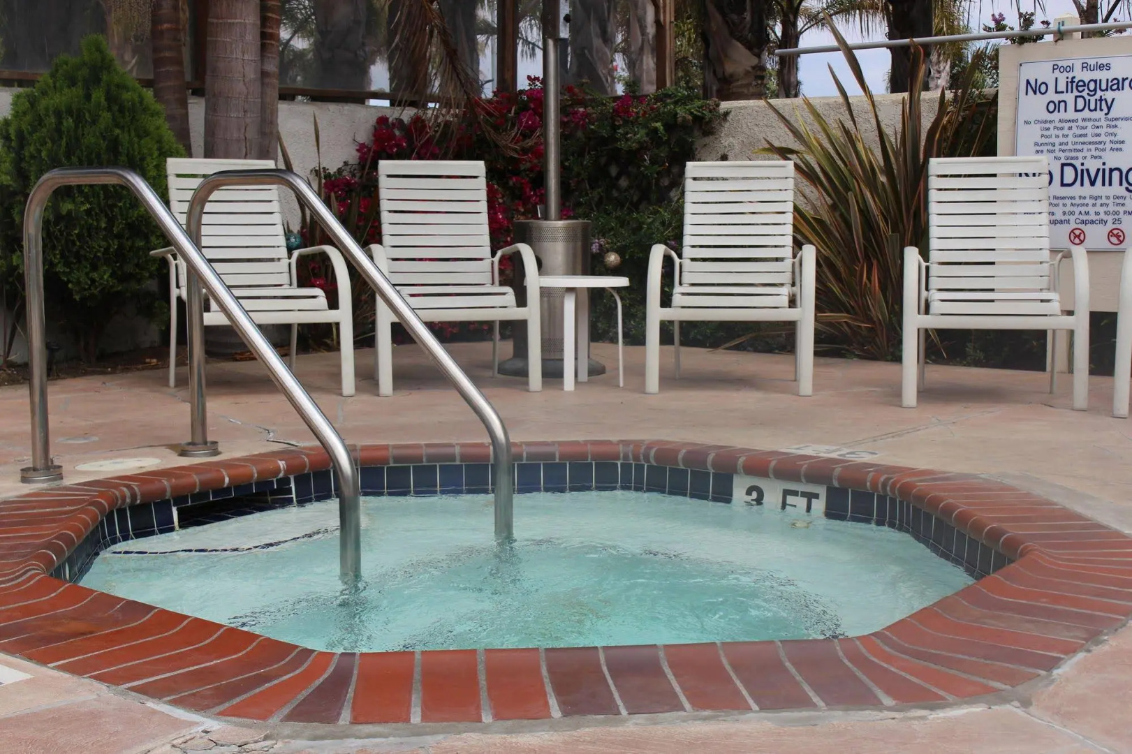 O'cairns Inn & Suites