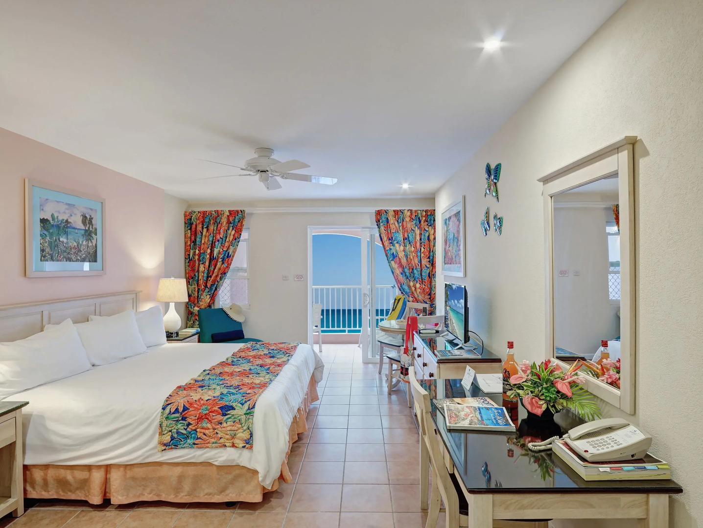 Butterfly Beach Hotel