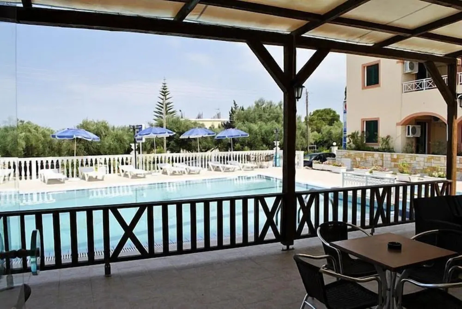 Kozanos Hotel & Suites