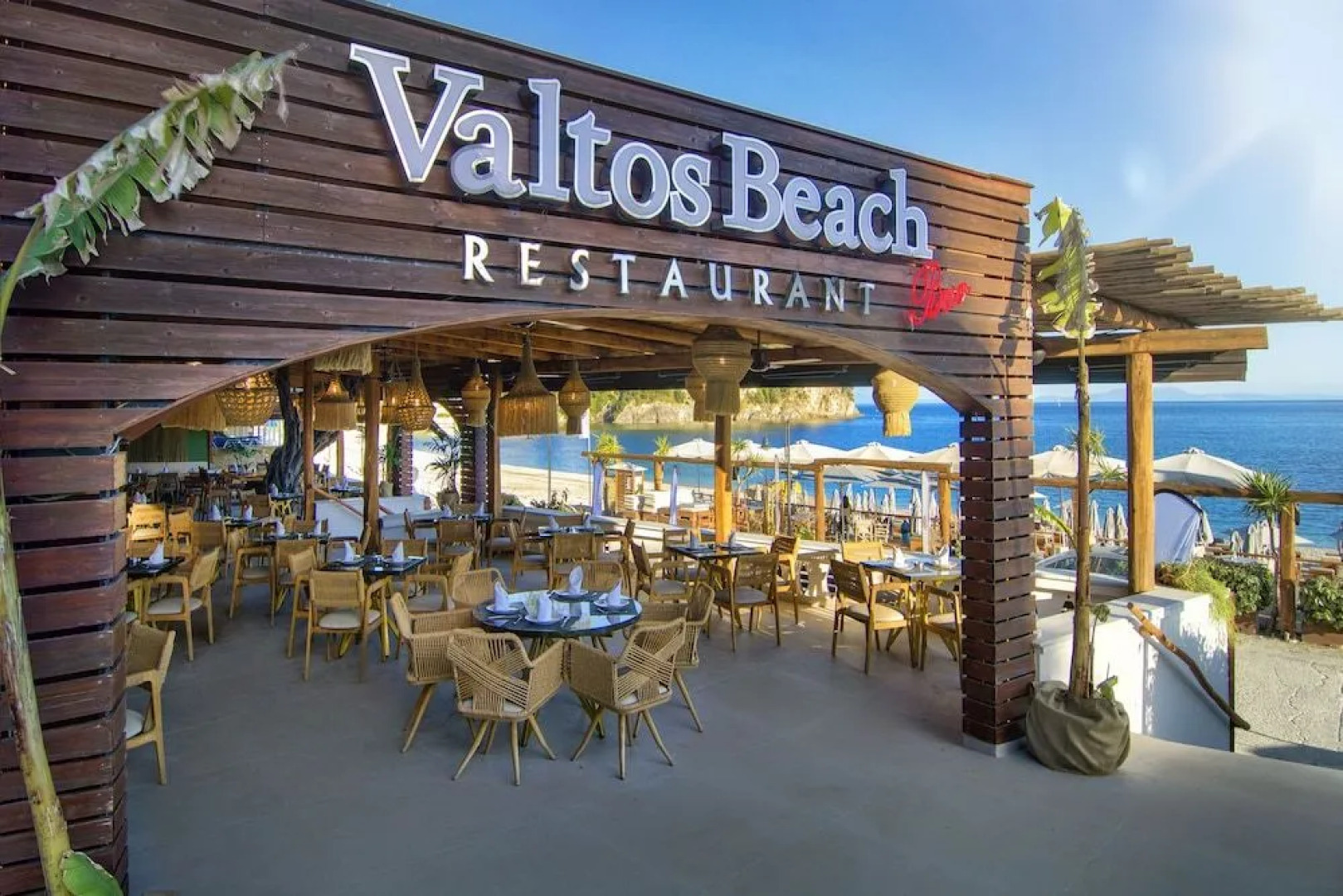 Valtos Beach Hotel