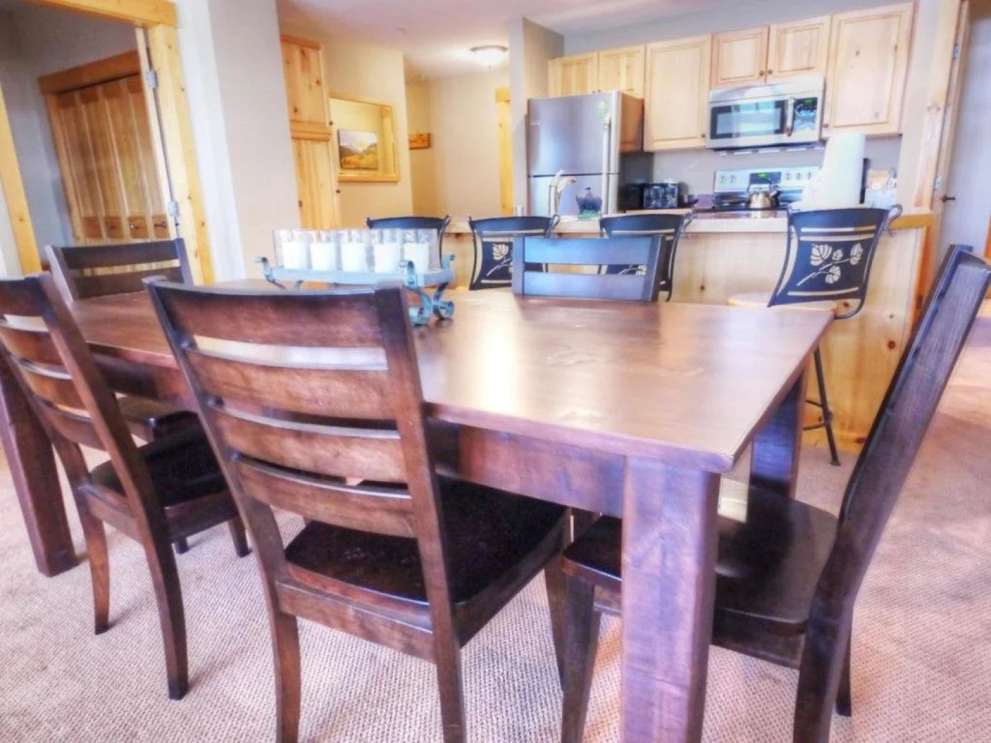 Comfortable Condo, Outstanding Location - TX414 by RedAwning