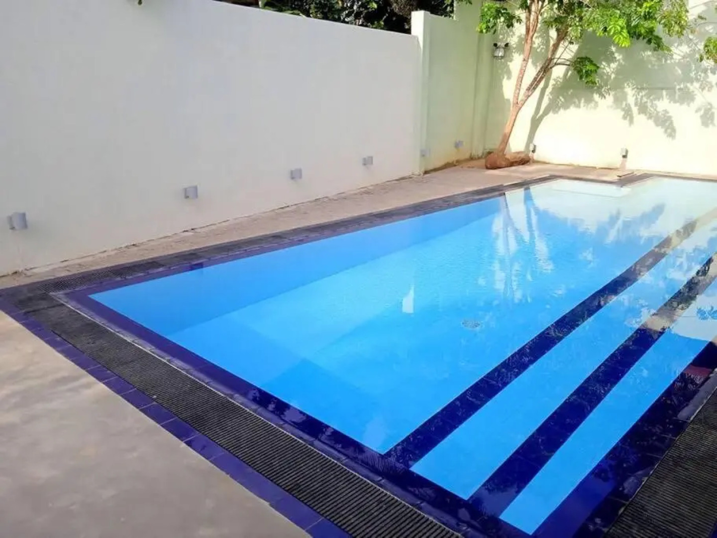 Heaven Thalalla- 4BHK Superior Villa With Private Pool and inside apartments