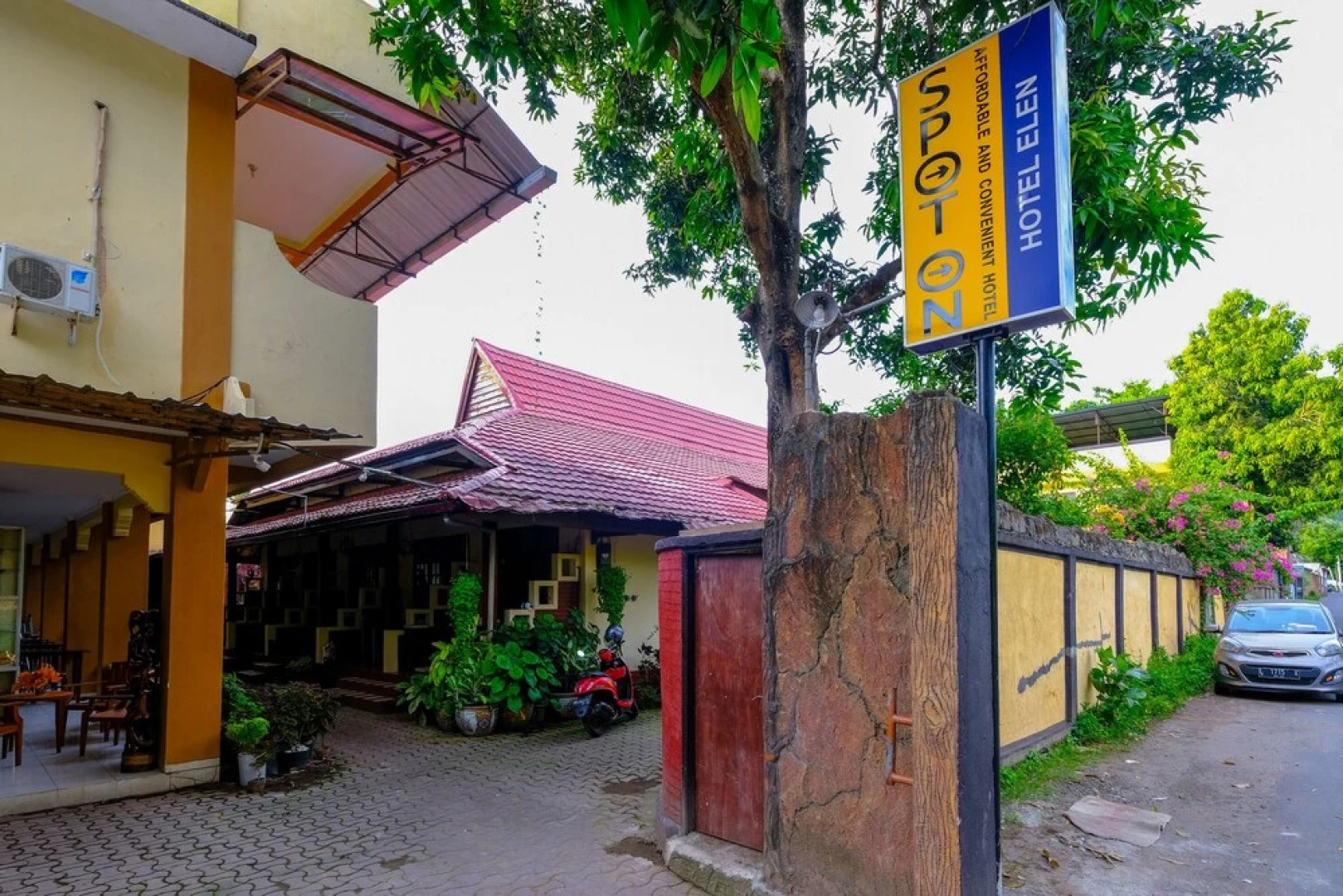 Hotel Elen by OYO Rooms