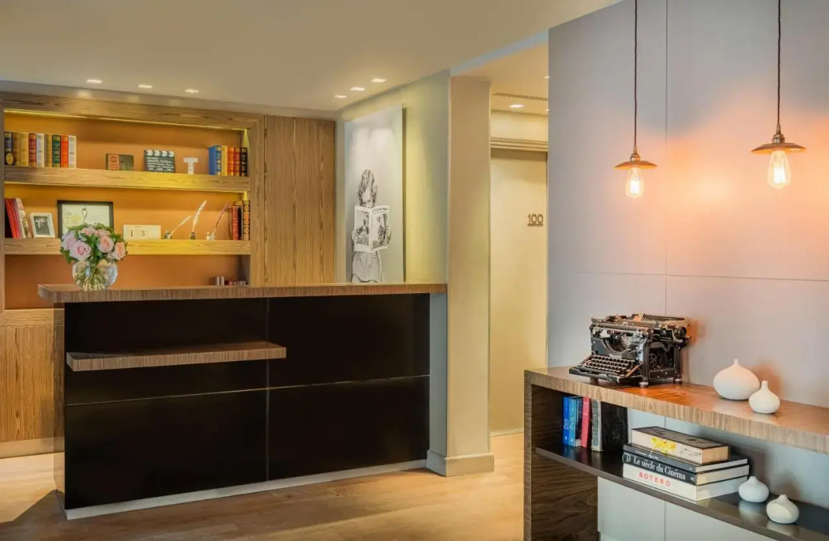 Hôtel Le Tourville by Inwood Hotels