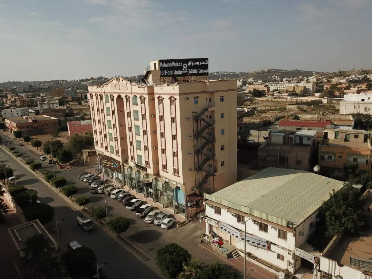 Rahwan Palace Hotel Units