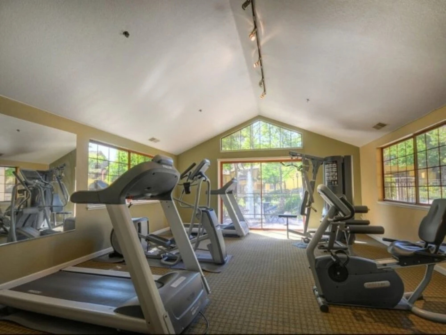 Global Luxury Suites near Canyon Lakes