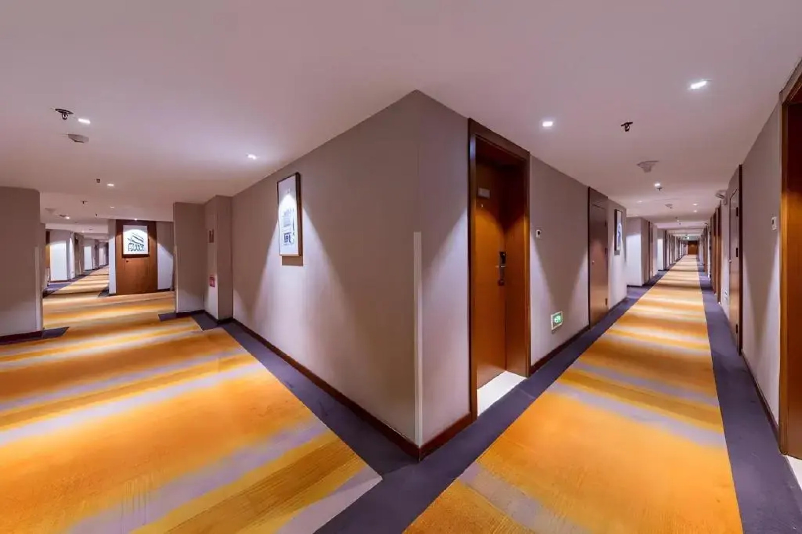 Yitel Collection Beijing Zhongguancun Software Park