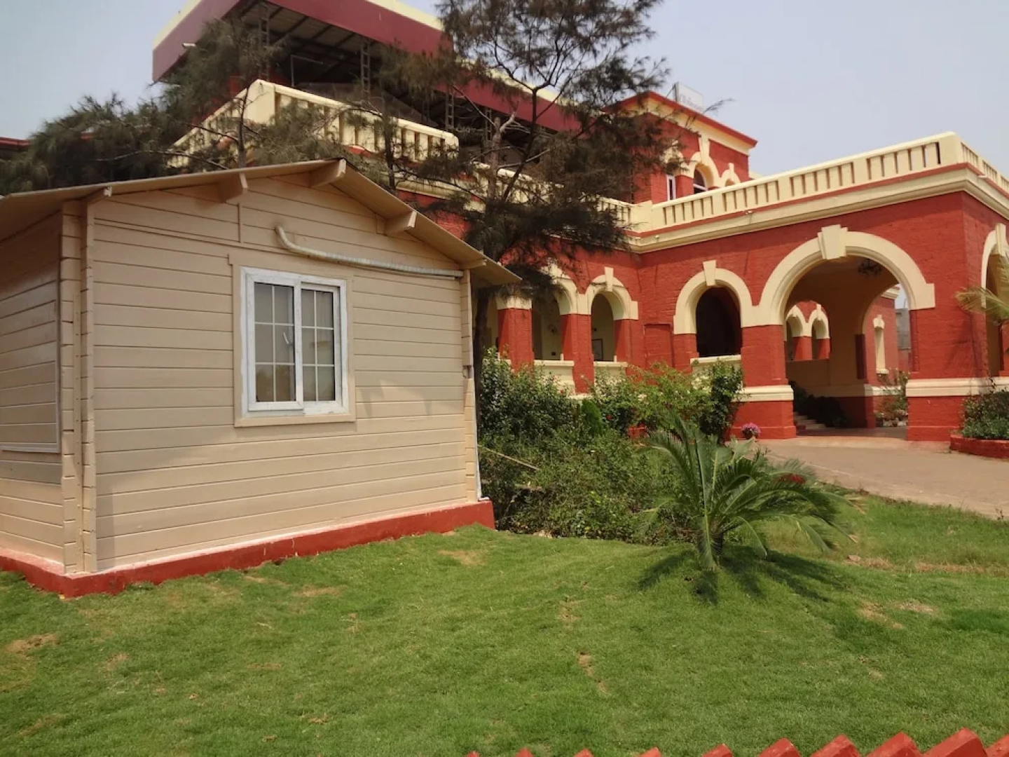 Mahodadhi Palace