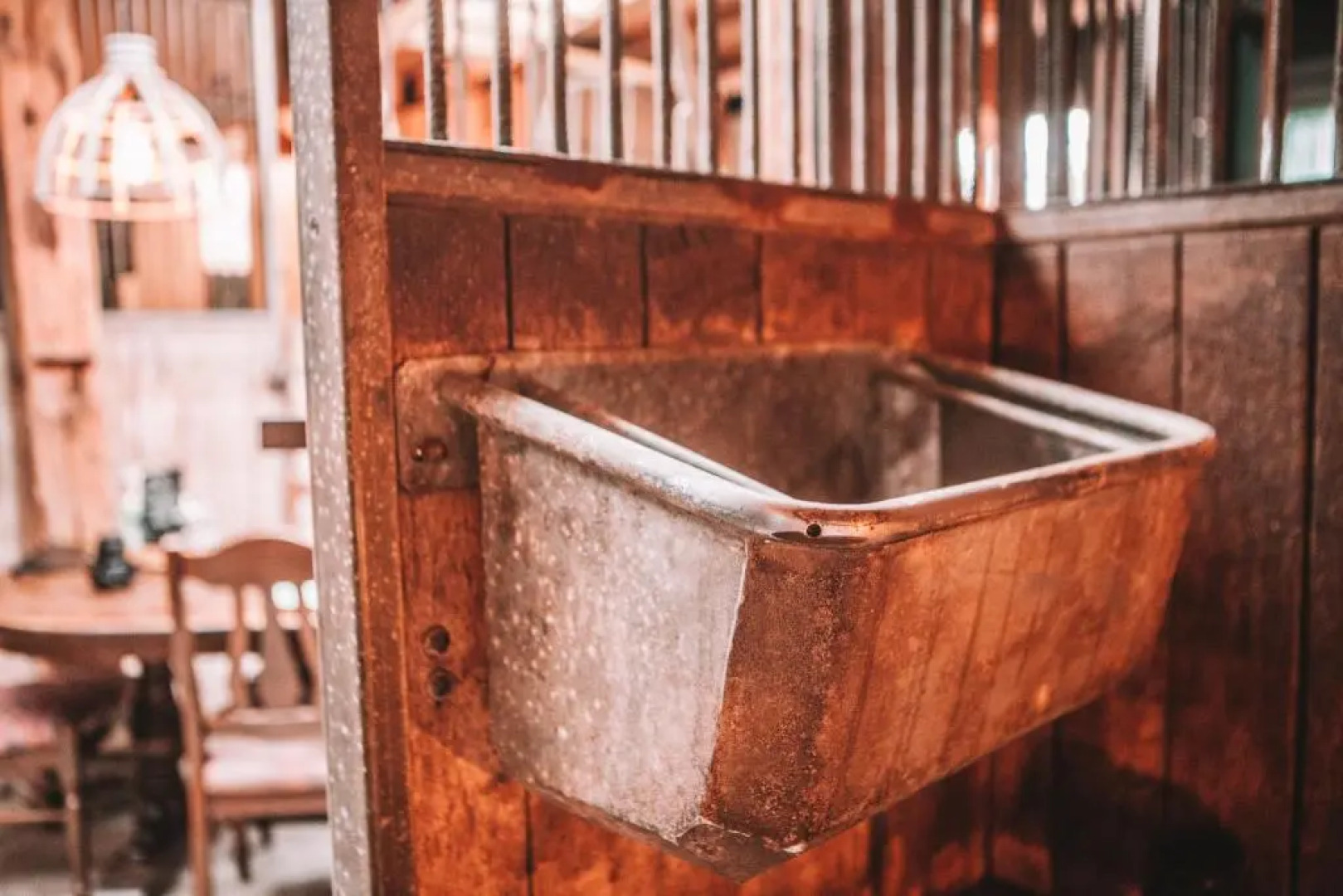 CRASH'NSTAY - Paardenstal