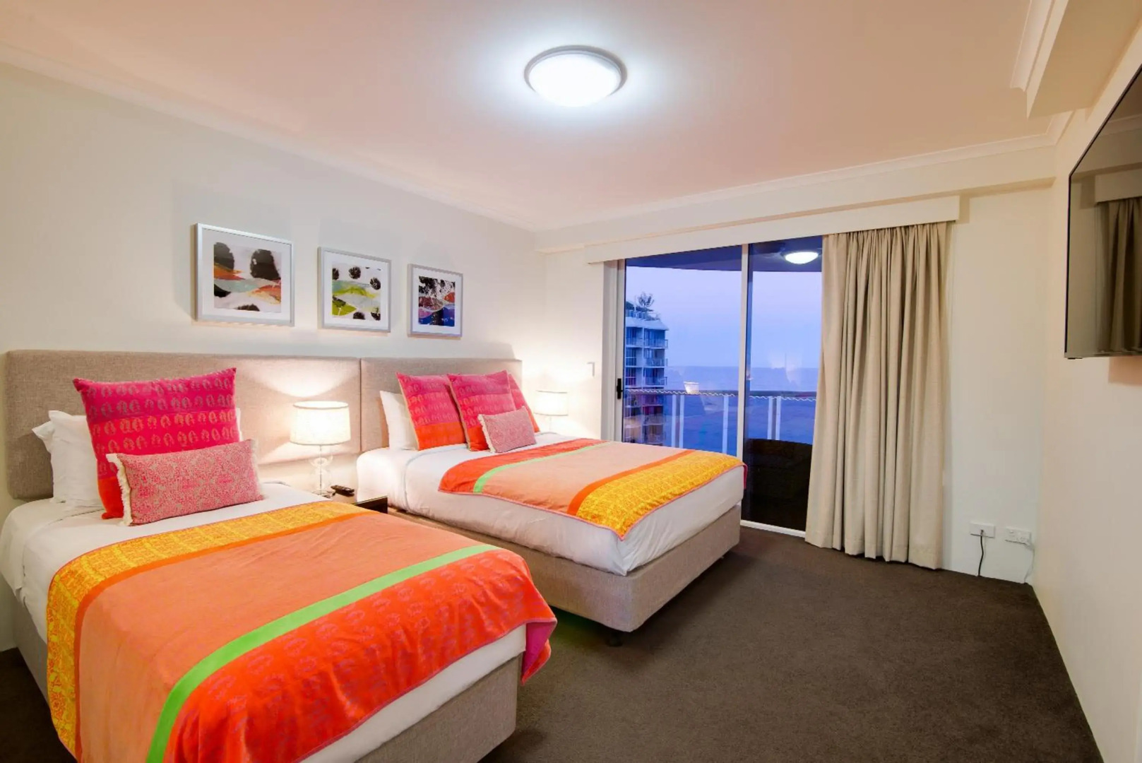 Xanadu Main Beach Resort