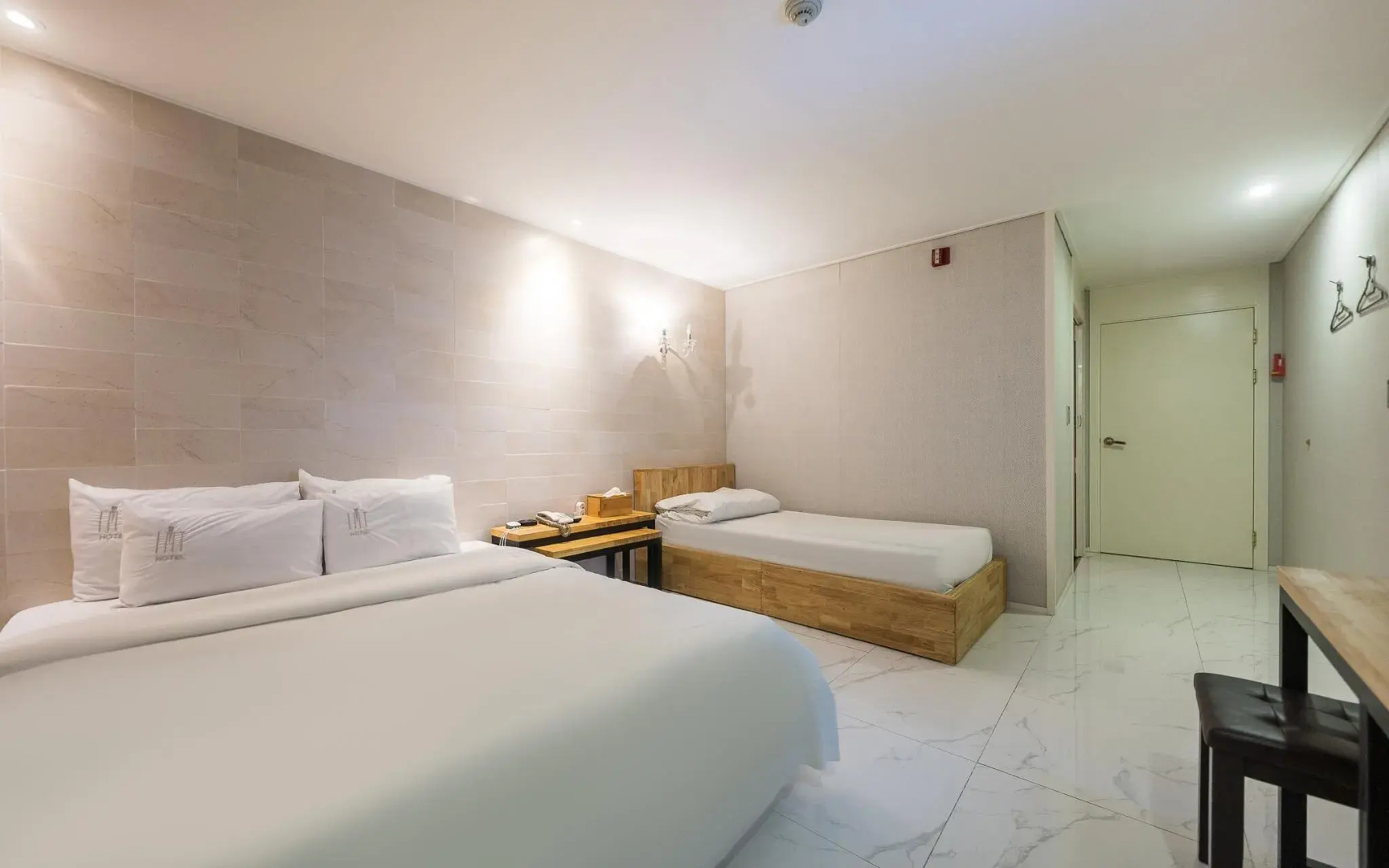 Ansan Walkers Hotel by Cozy