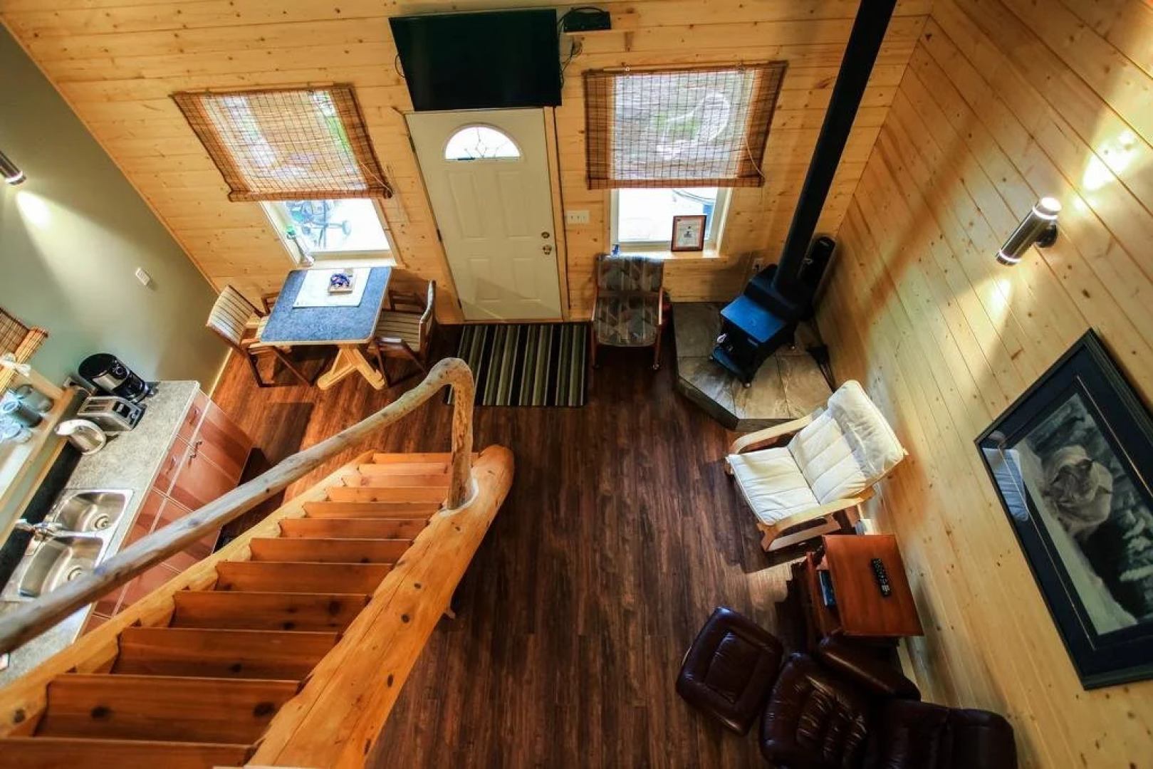 Bella Coola Grizzly Tours Cabins