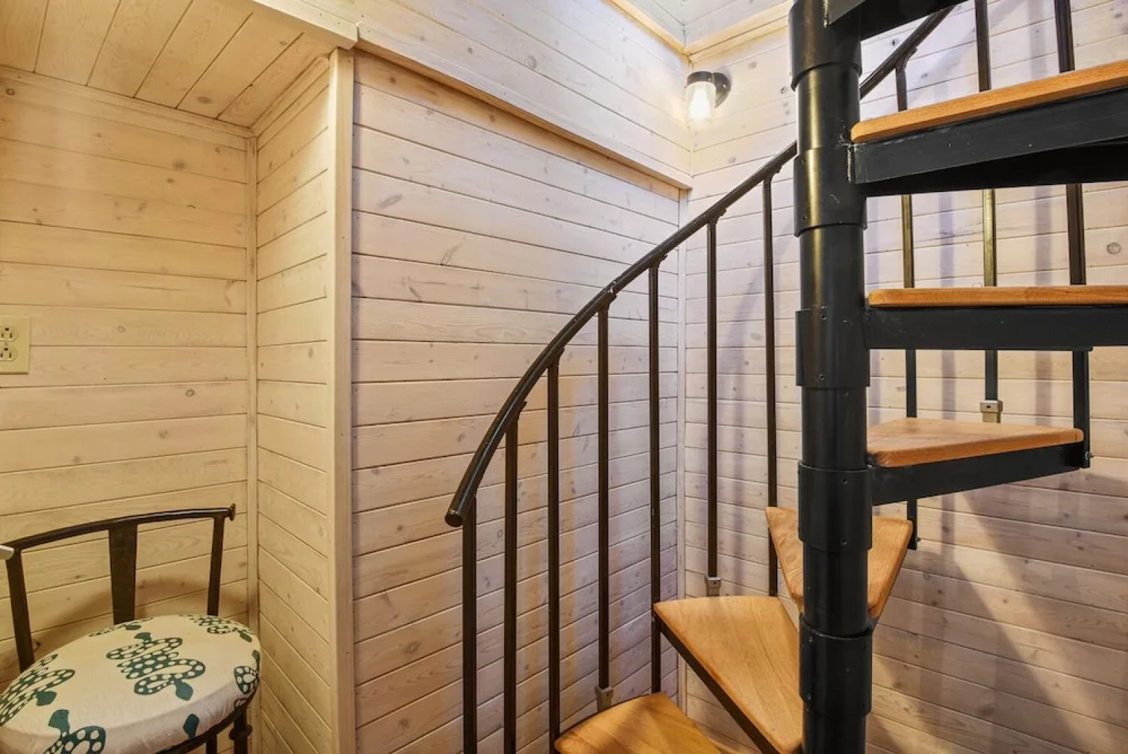 Mesmerizing Meeks Bay Outdoor Waterfront Deck