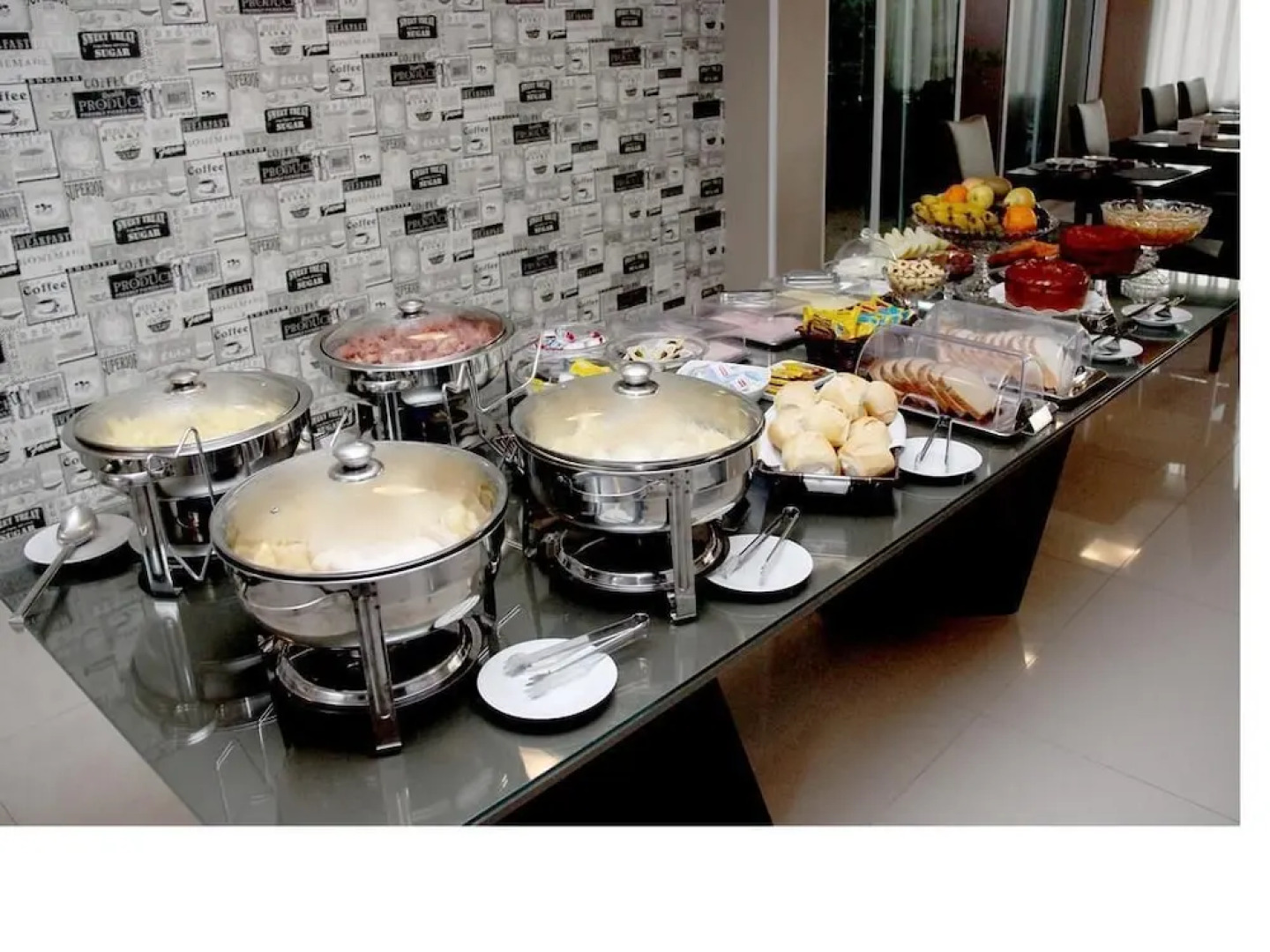 Prado Hotel Business