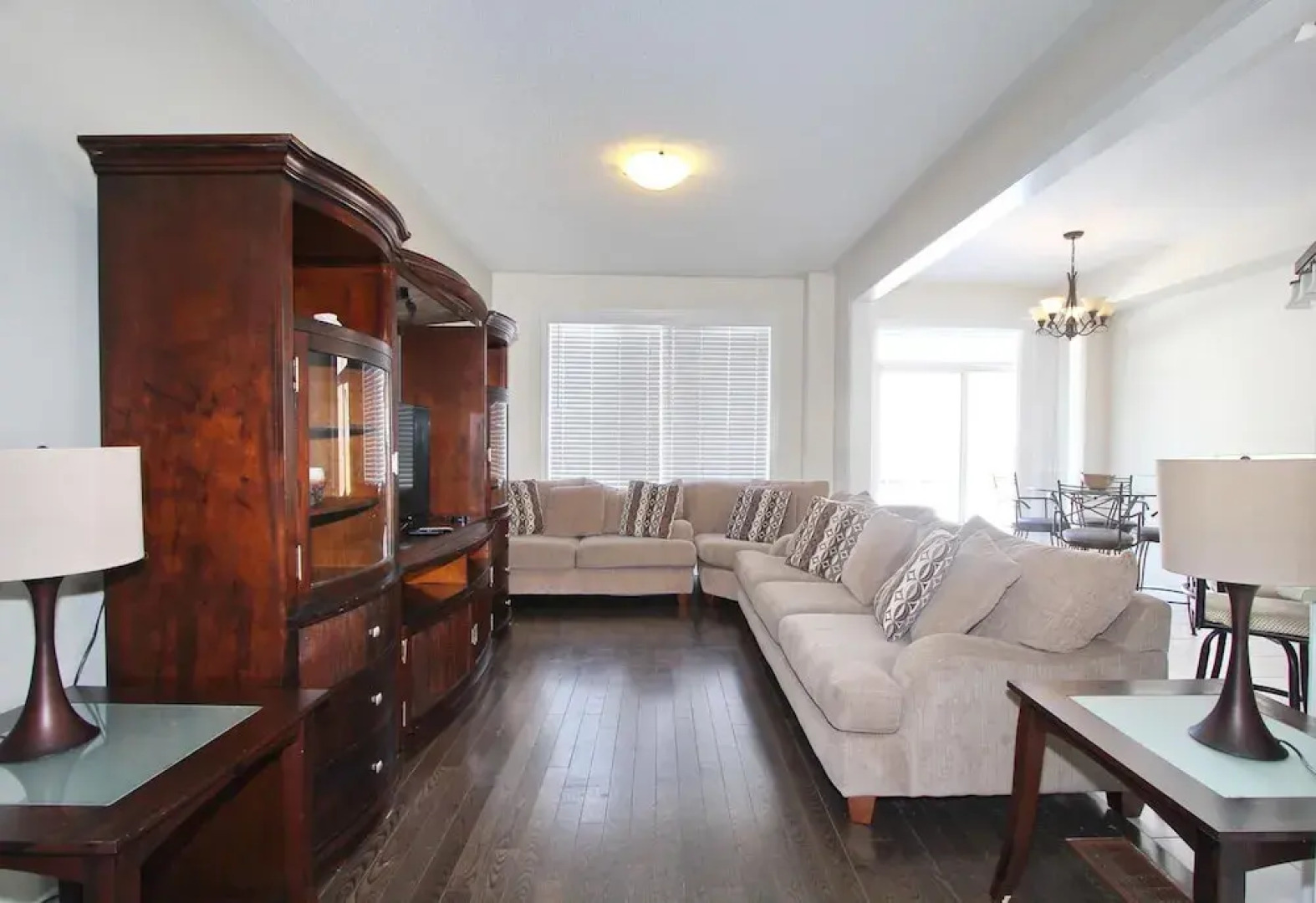 Executive Suite at Brampton House