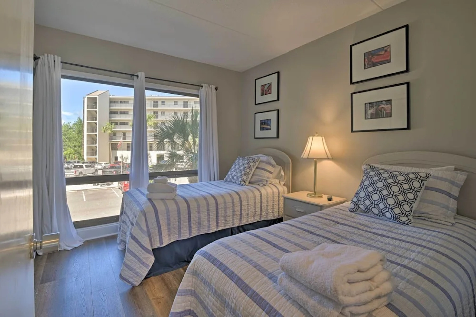 Pawleys Island Condo Retreat w/ Beach Access!