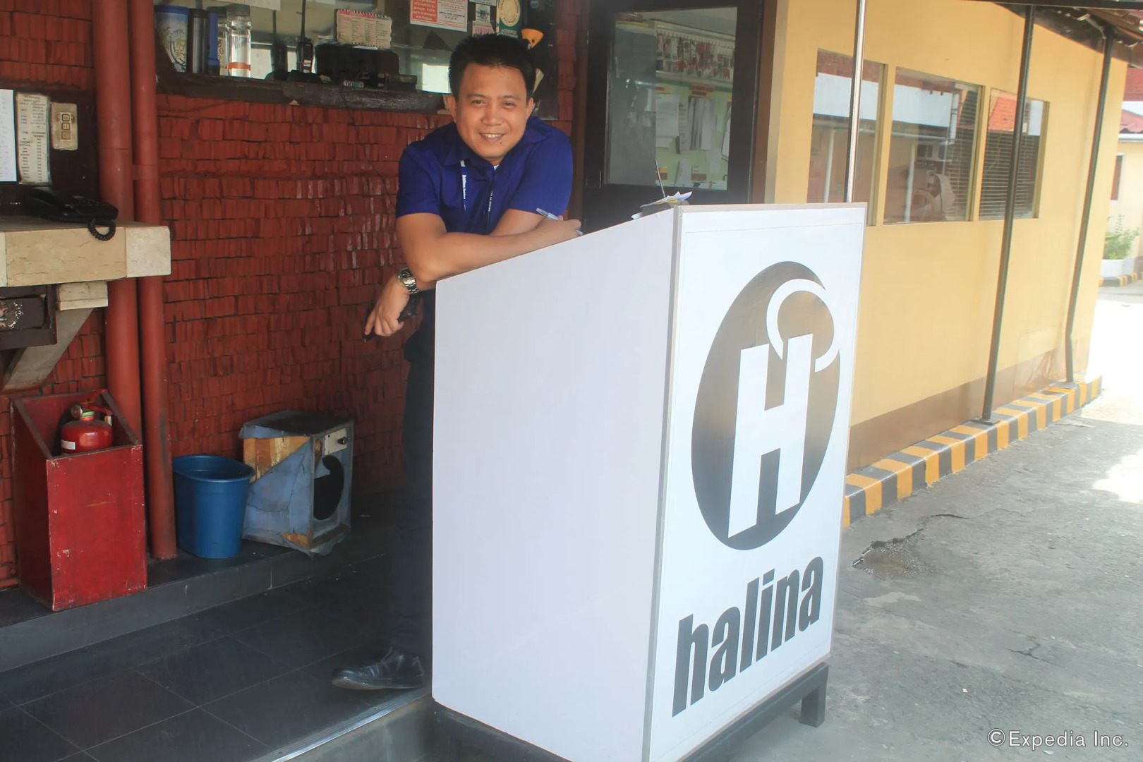 Halina Drive Inn Hotel - Pasay