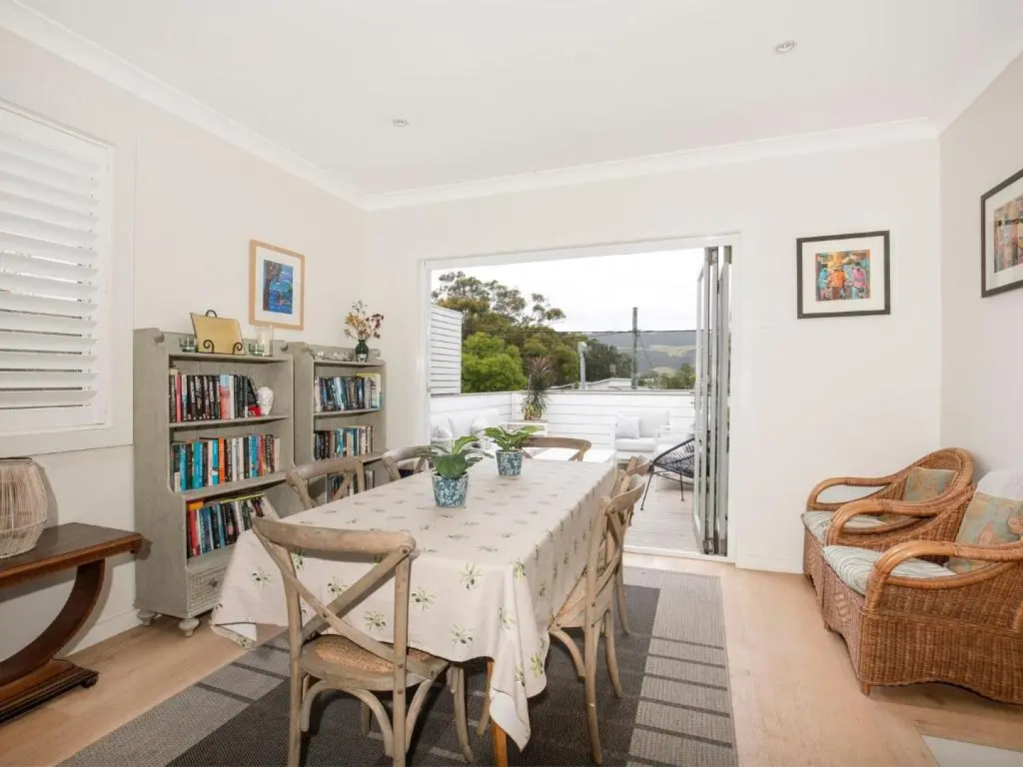 Coast I Pet Friendly I 3 Mins Walk to the Beach