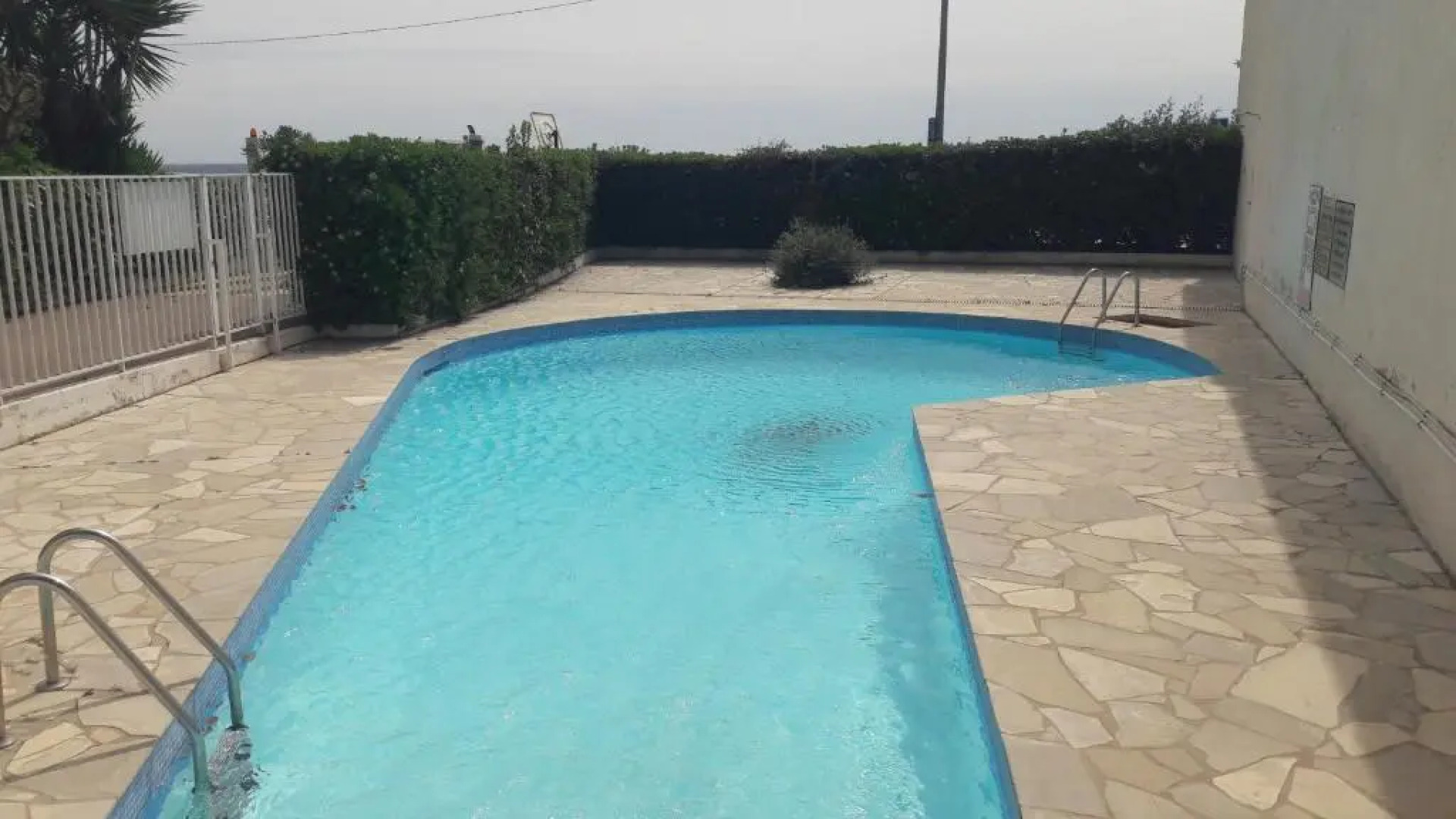 Splendide studio front de mer