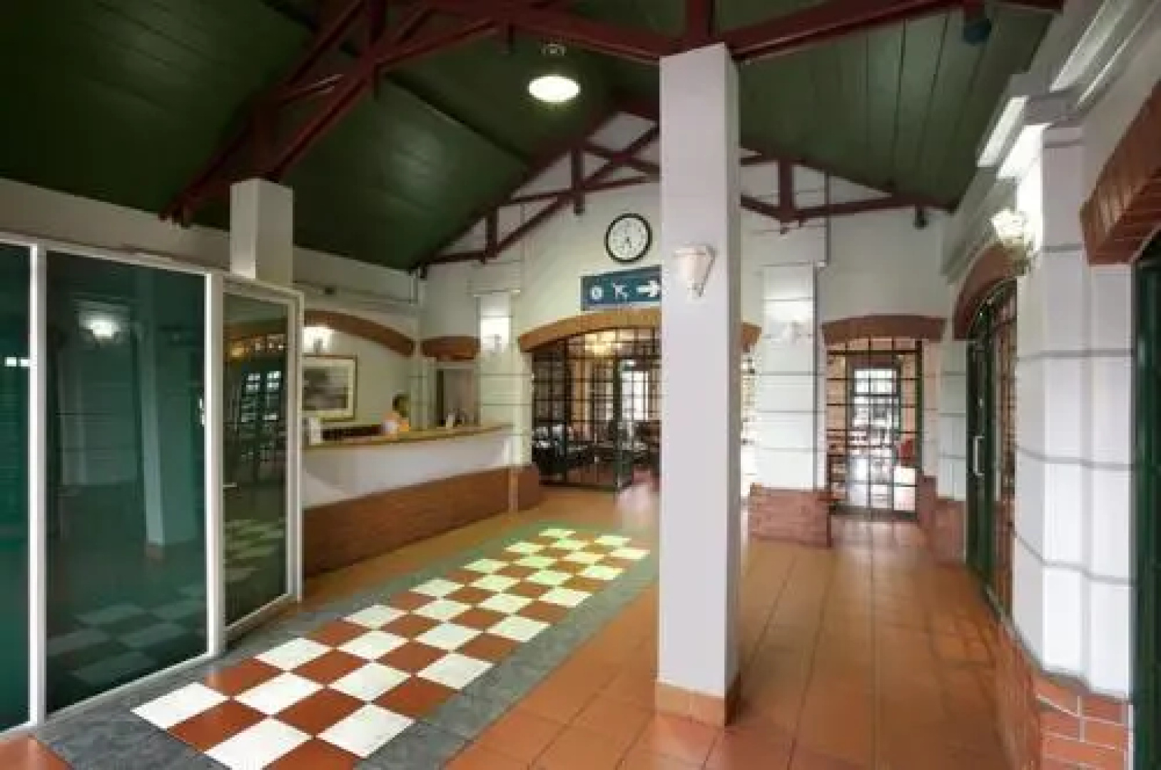 Train Lodge