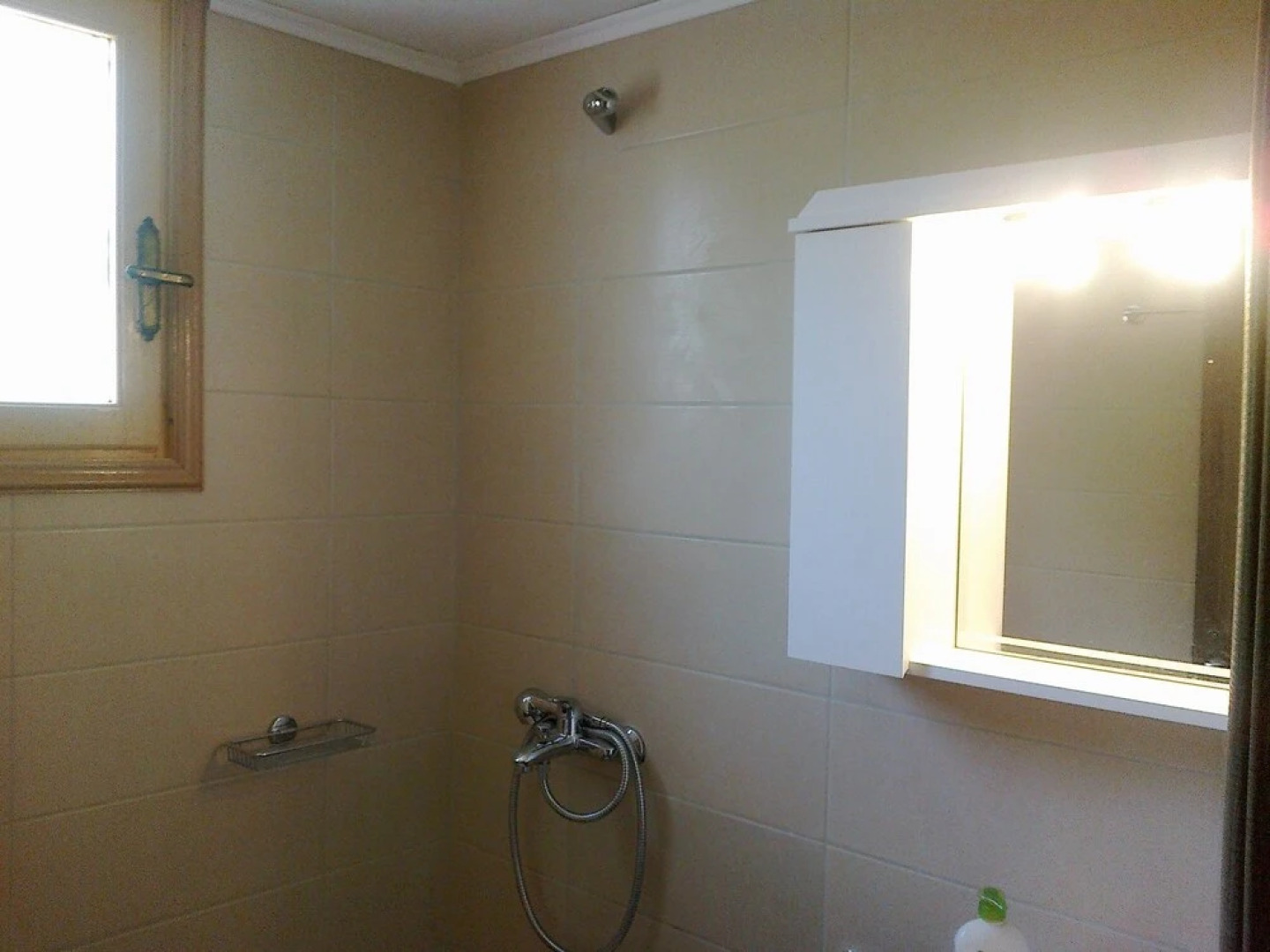 Harris Studios & Apts