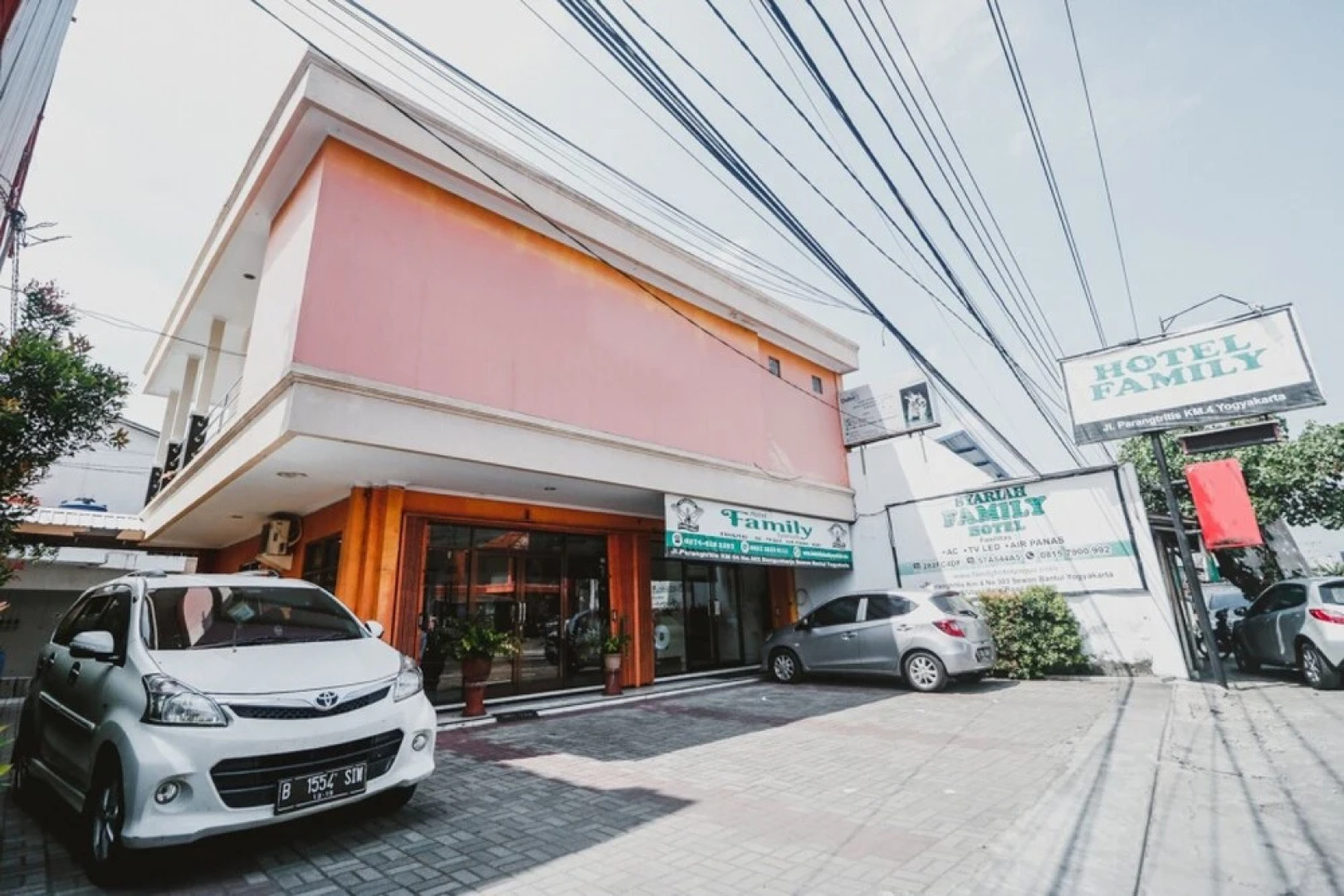 RedDoorz Plus @ Jalan Parangtritis 2