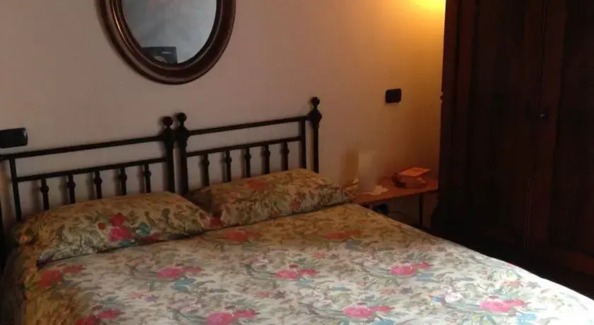 Stanza privata in palazzo Storico