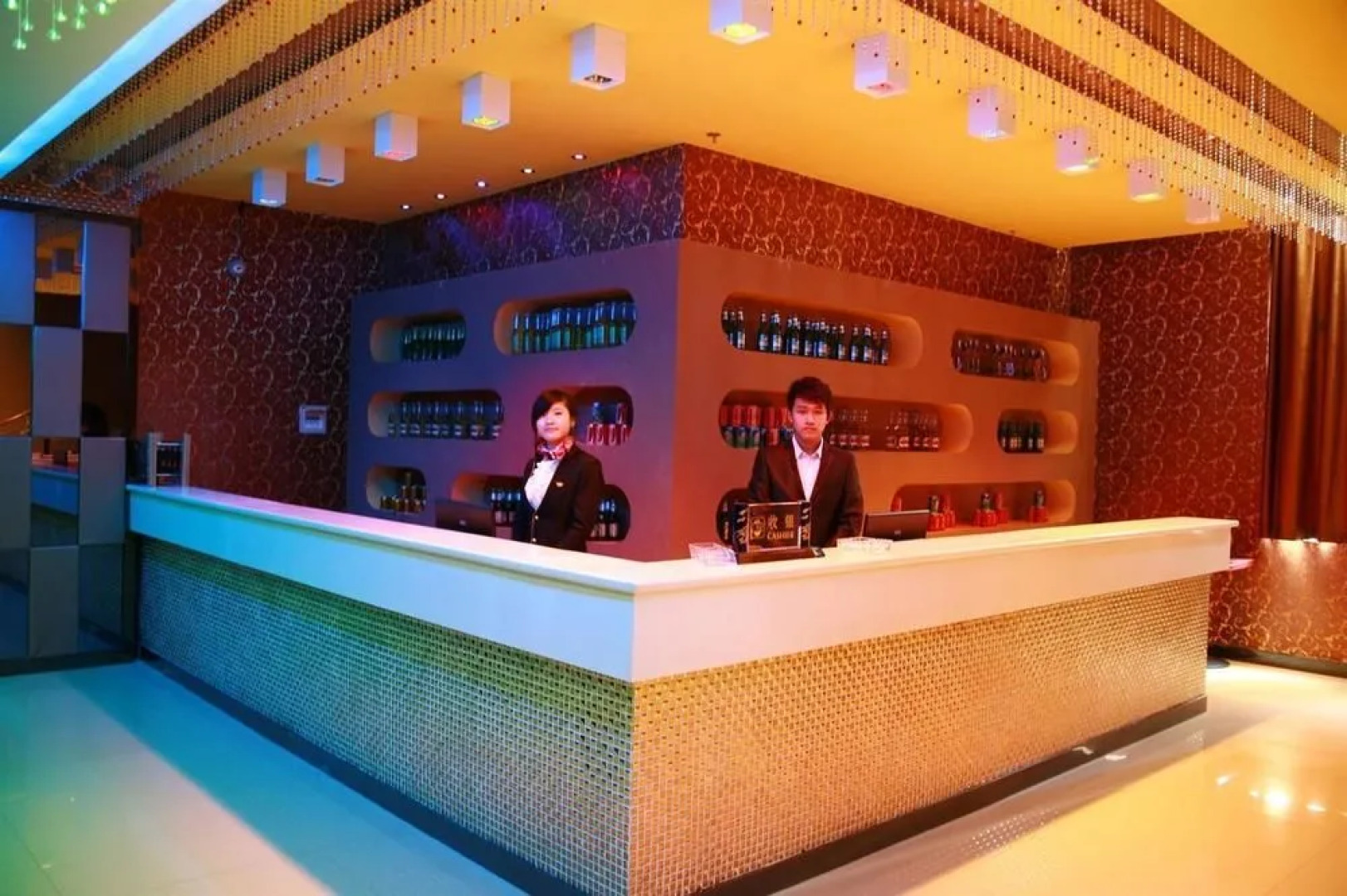 Xingtai Xinjinshan Hotel