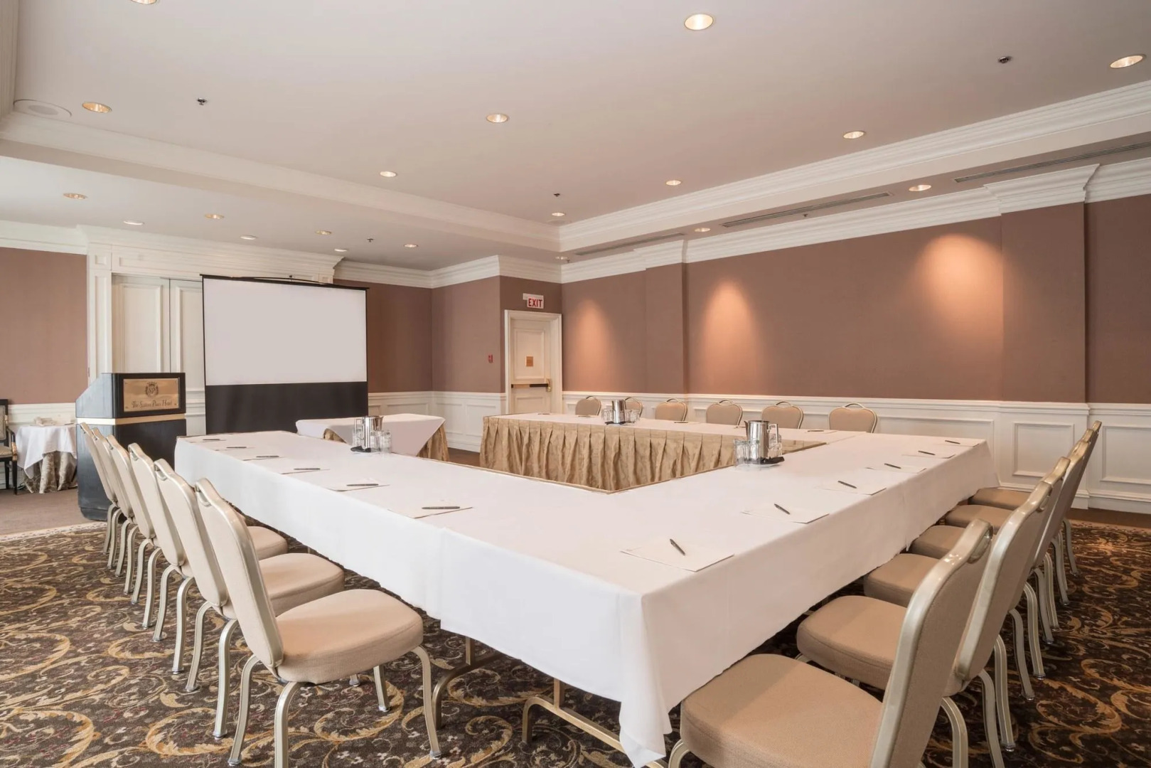 La Grande Residence Vancouver at The Sutton Place Hotel