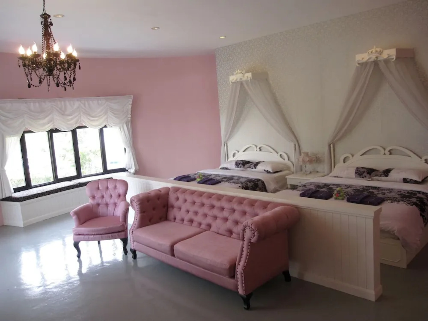 Gorilla Hills HuaHin