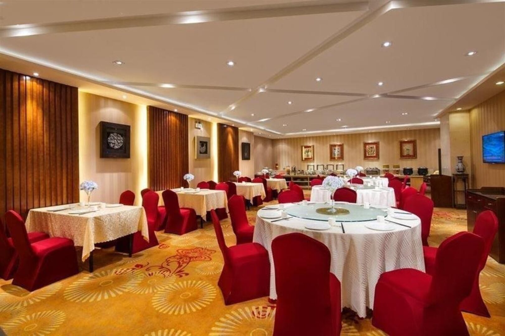 Jinan Luneng Xinyi Hotel