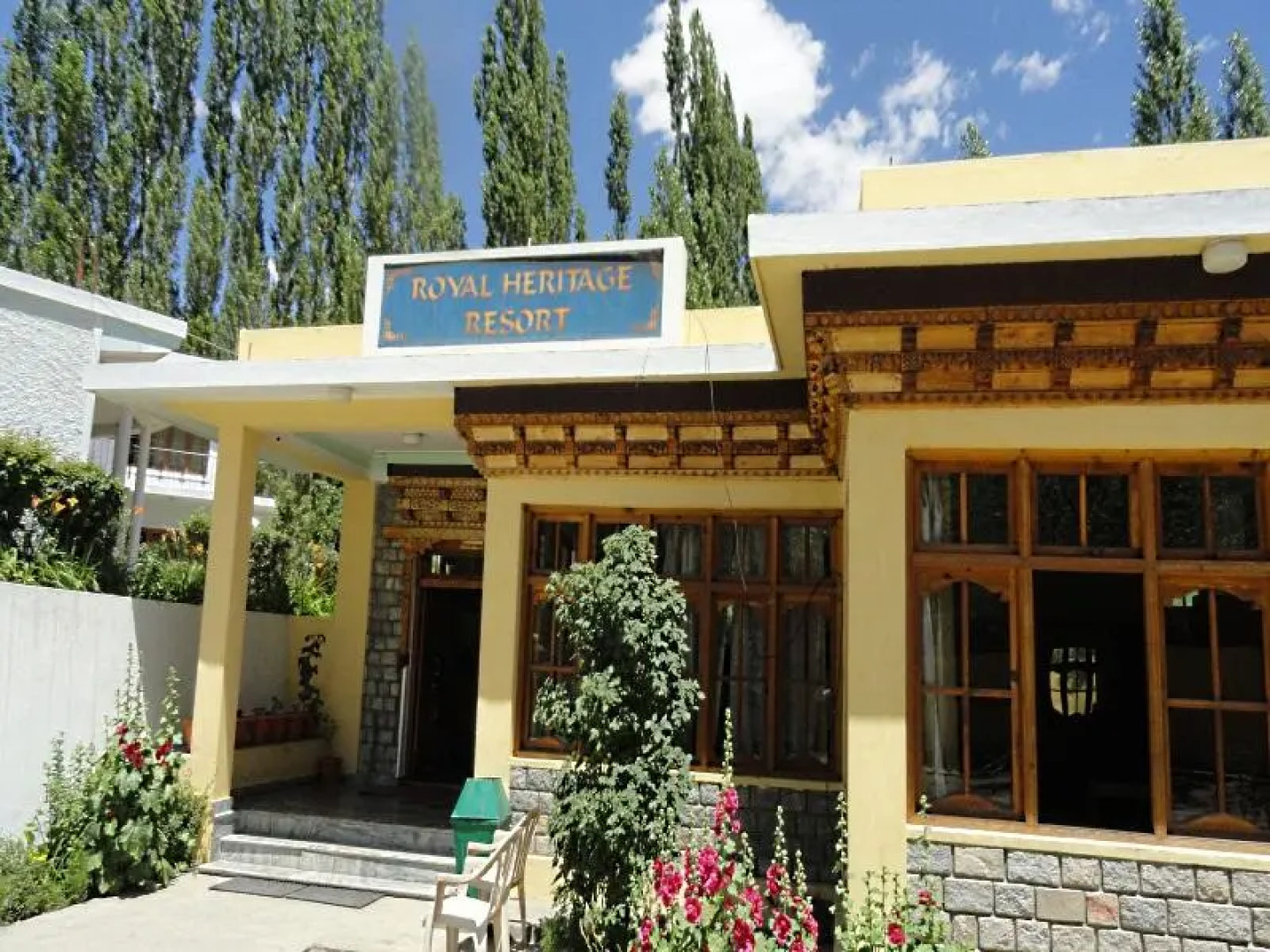 TIH Royal Heritage Resort