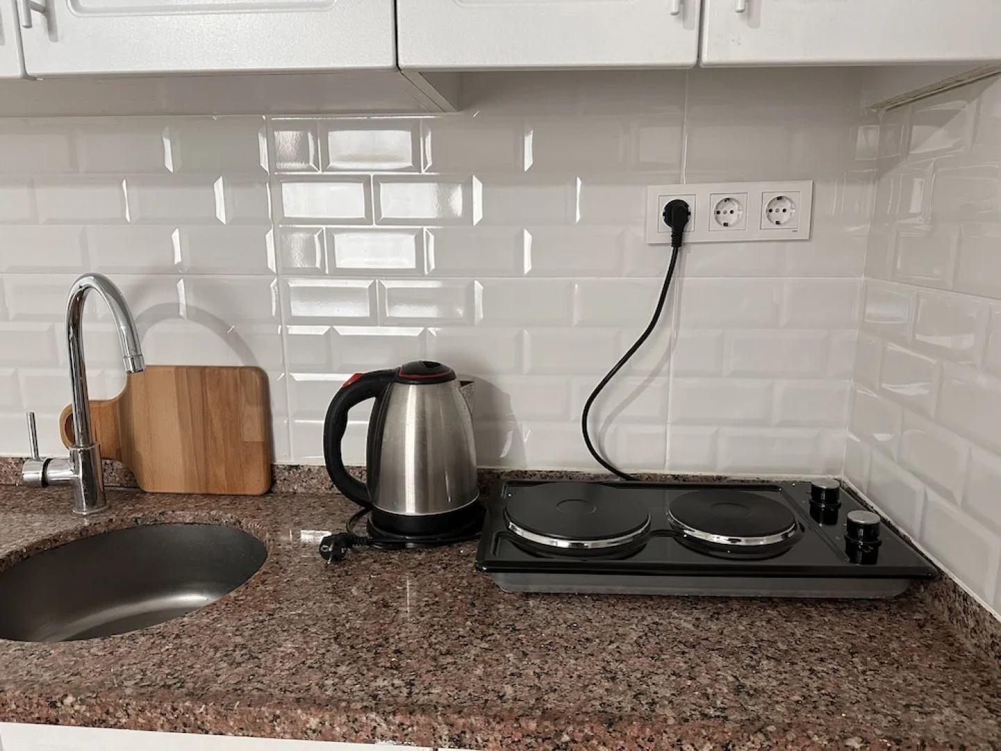 Asparagus Hotel Suits Old City