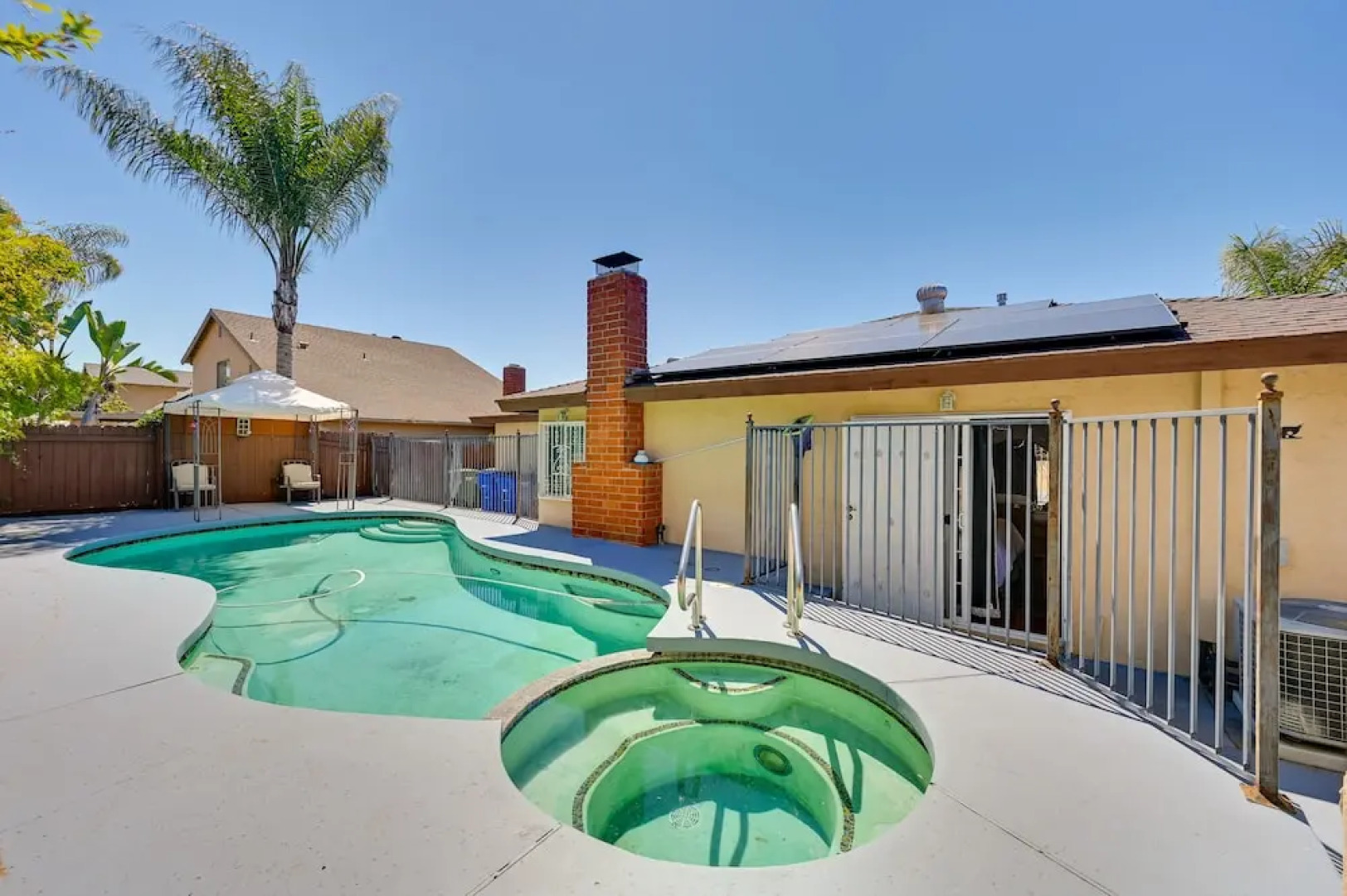 El Cajon Oasis w/ Backyard 17 Mi to Dtwn San Diego