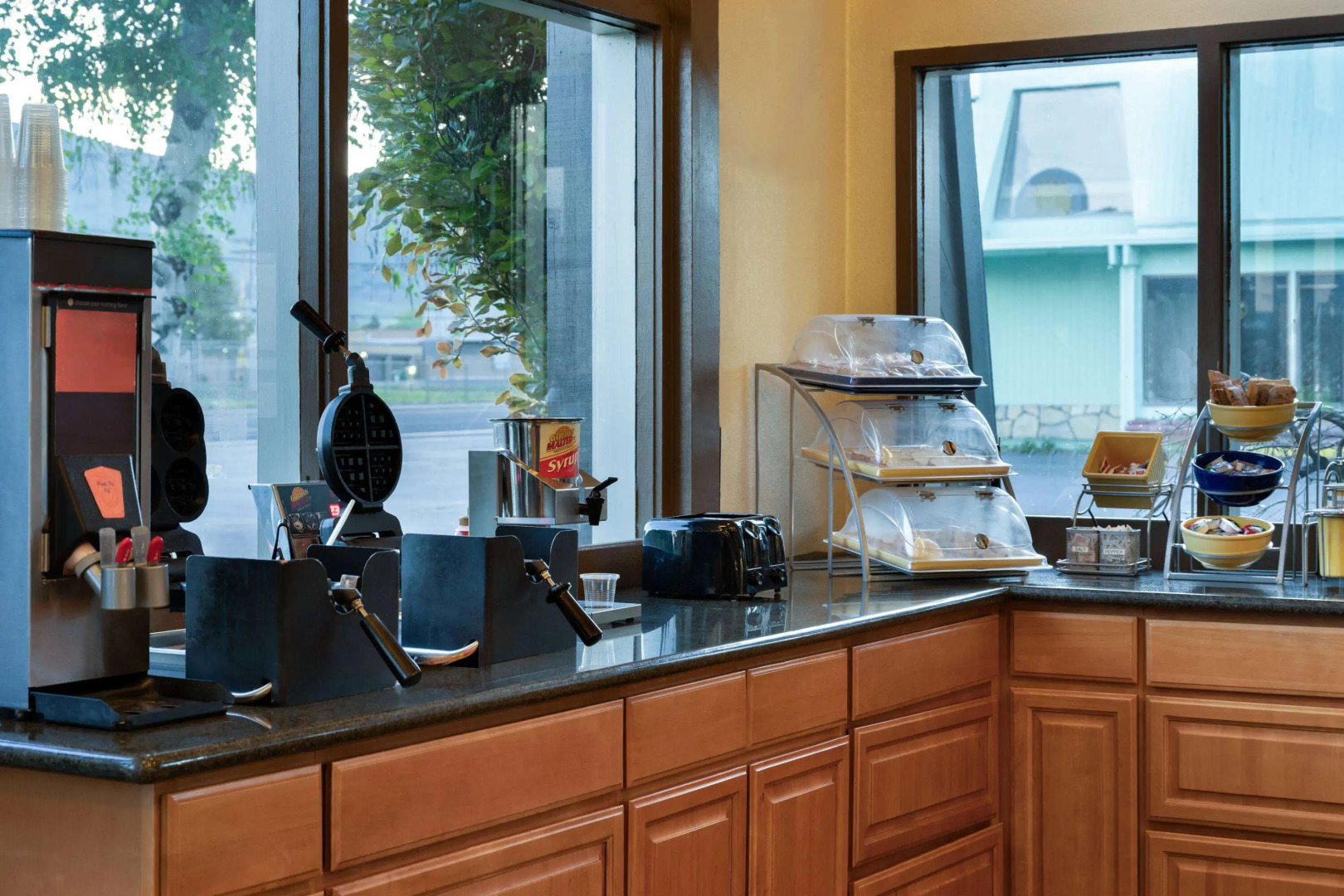 Days Inn by Wyndham Klamath Falls