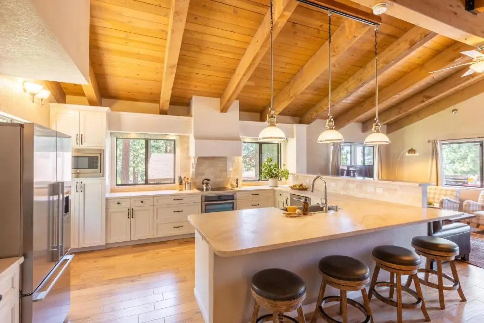 Lodgepole by Avantstay Spacious Retreat, 5 Mins From Lake Tahoe + Incline Village