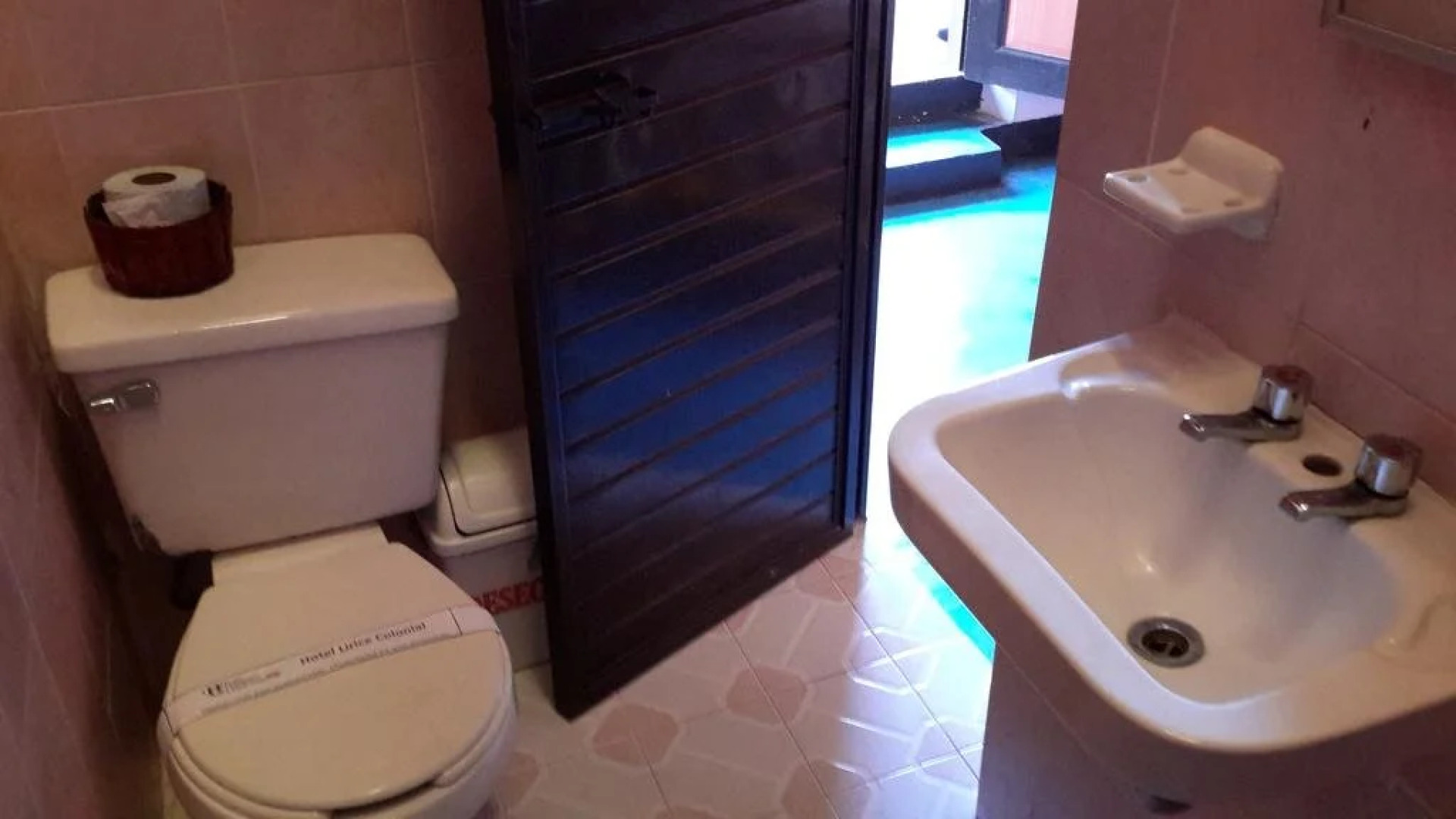 Hotel Lirice Colonial