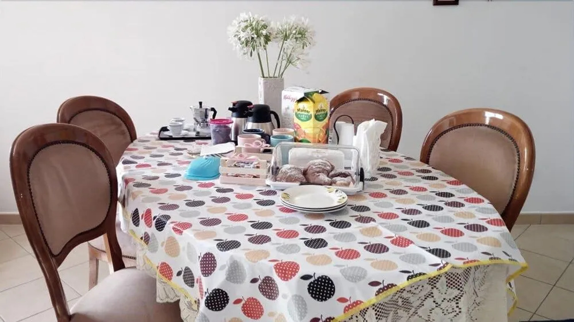 Annabella's Country House