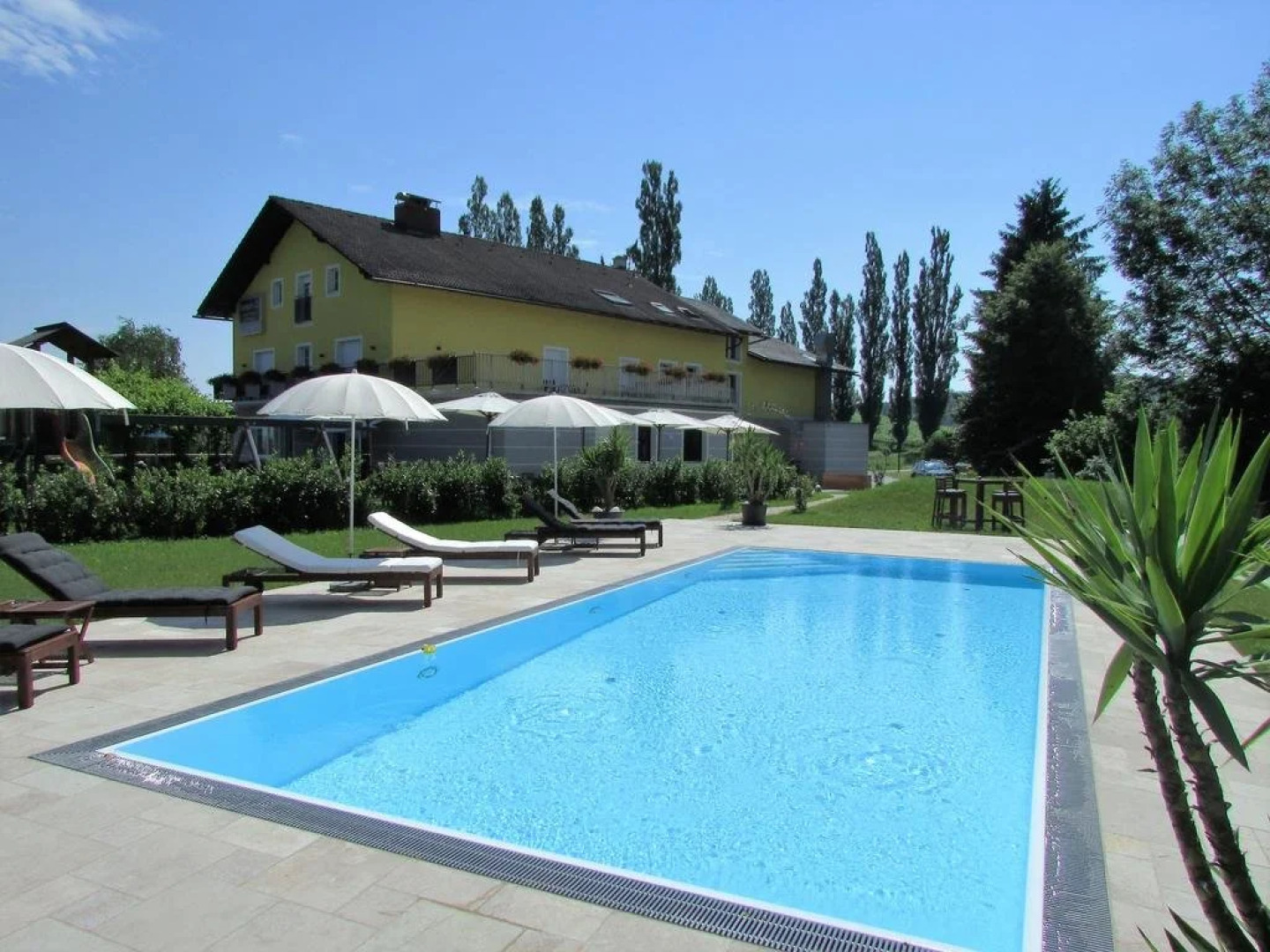 Ewitsch 13 - Hotel & Wirtshaus am Platschberg