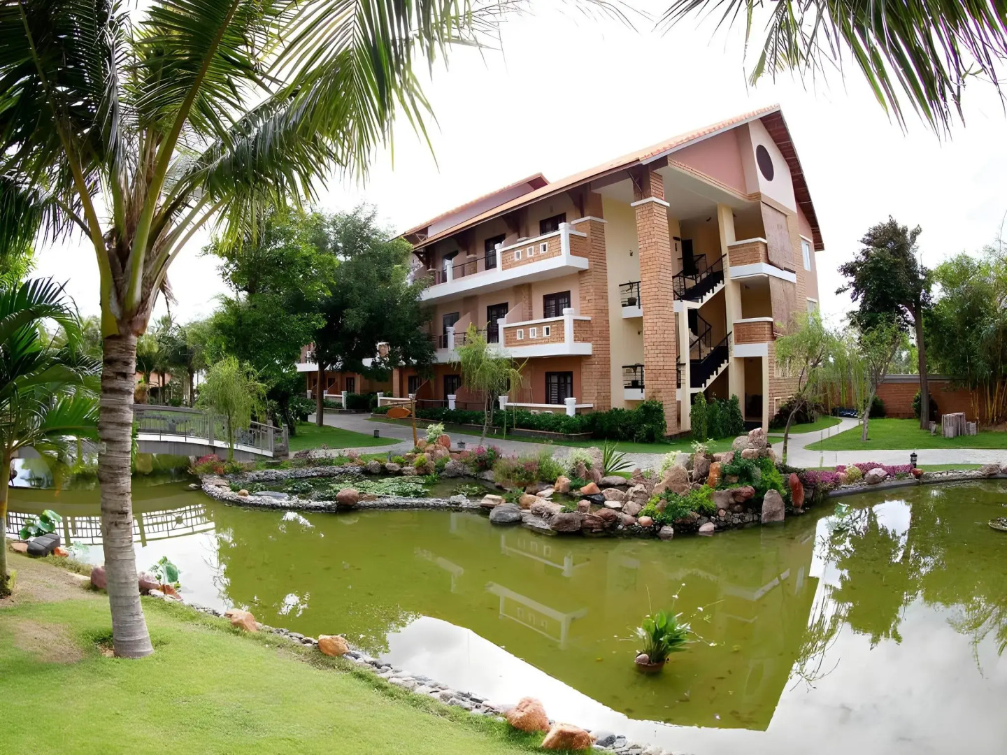 Blue Bay Mui Ne Resort & Spa