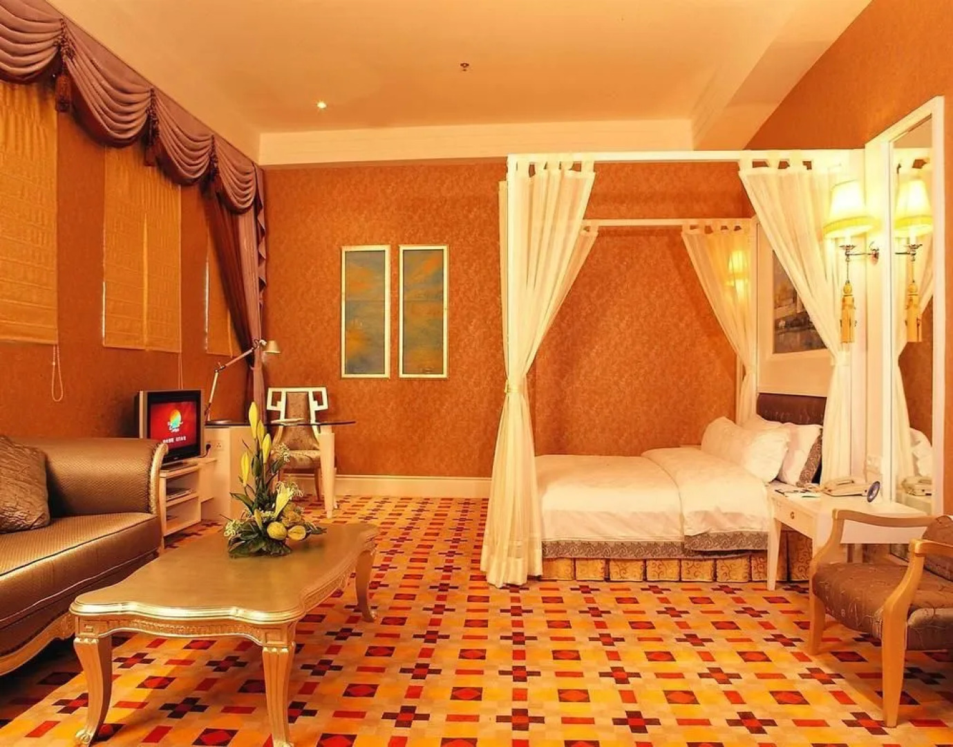 Dongguan California Hotel